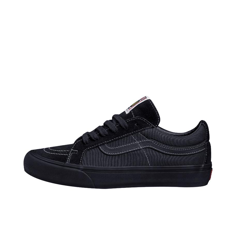 推荐商品：Vans/范斯 SK8-Low 板鞋 防滑耐磨舒适减震潮流拼接百搭休闲复古风帅气高街运动简约风薄底 黑武士