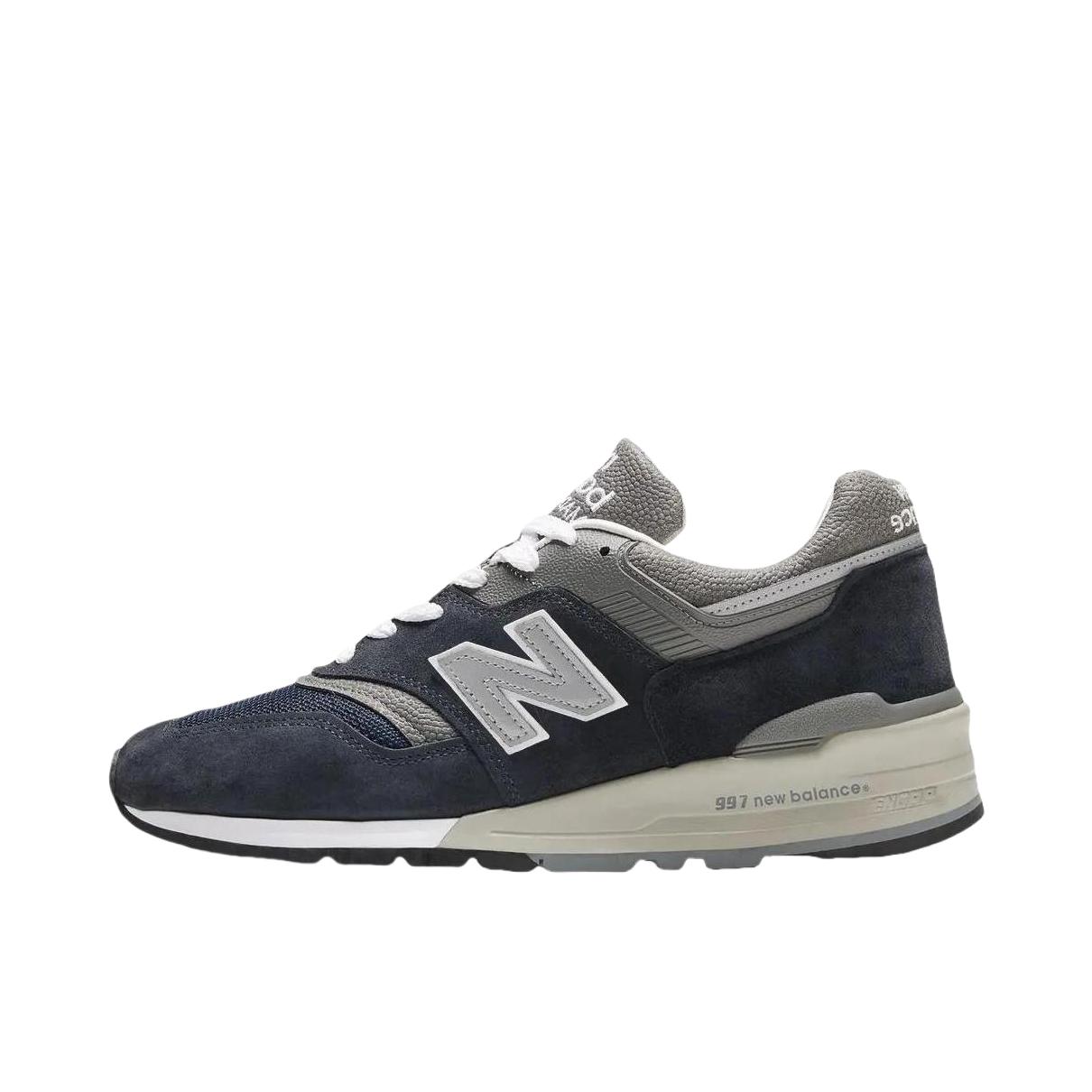 推荐商品：New Balance 997 时尚复古 防滑耐磨 透气舒适 运动休闲鞋 D宽/黑色/蓝色