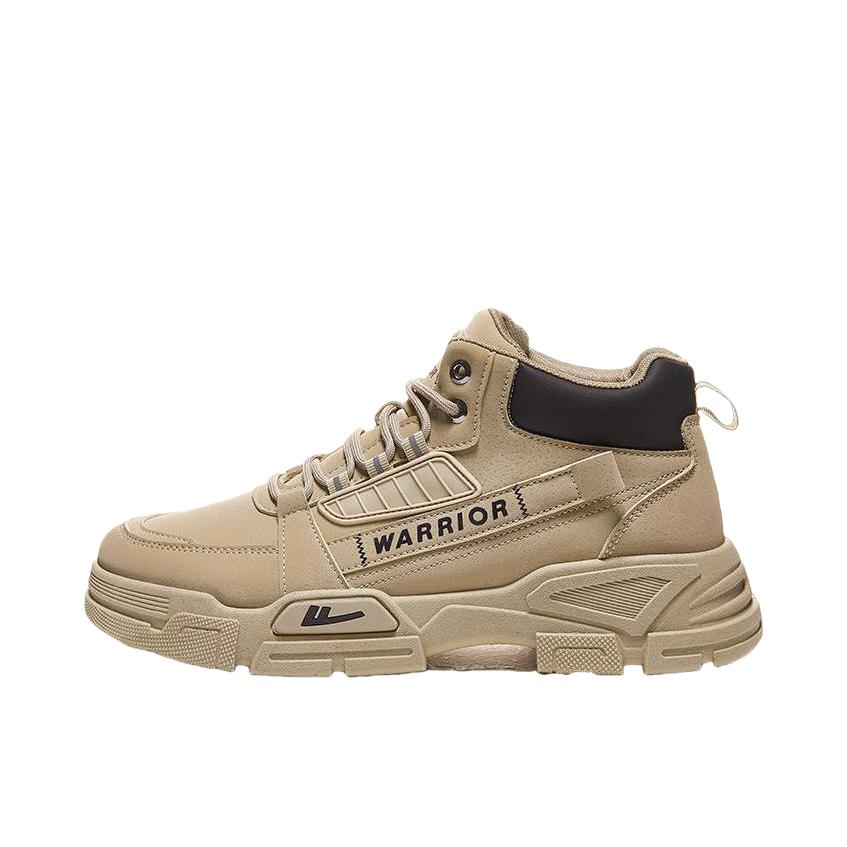 推荐商品：回力 防滑耐磨 舒适加绒 时尚简约 百搭复古 工装靴 卡其黑