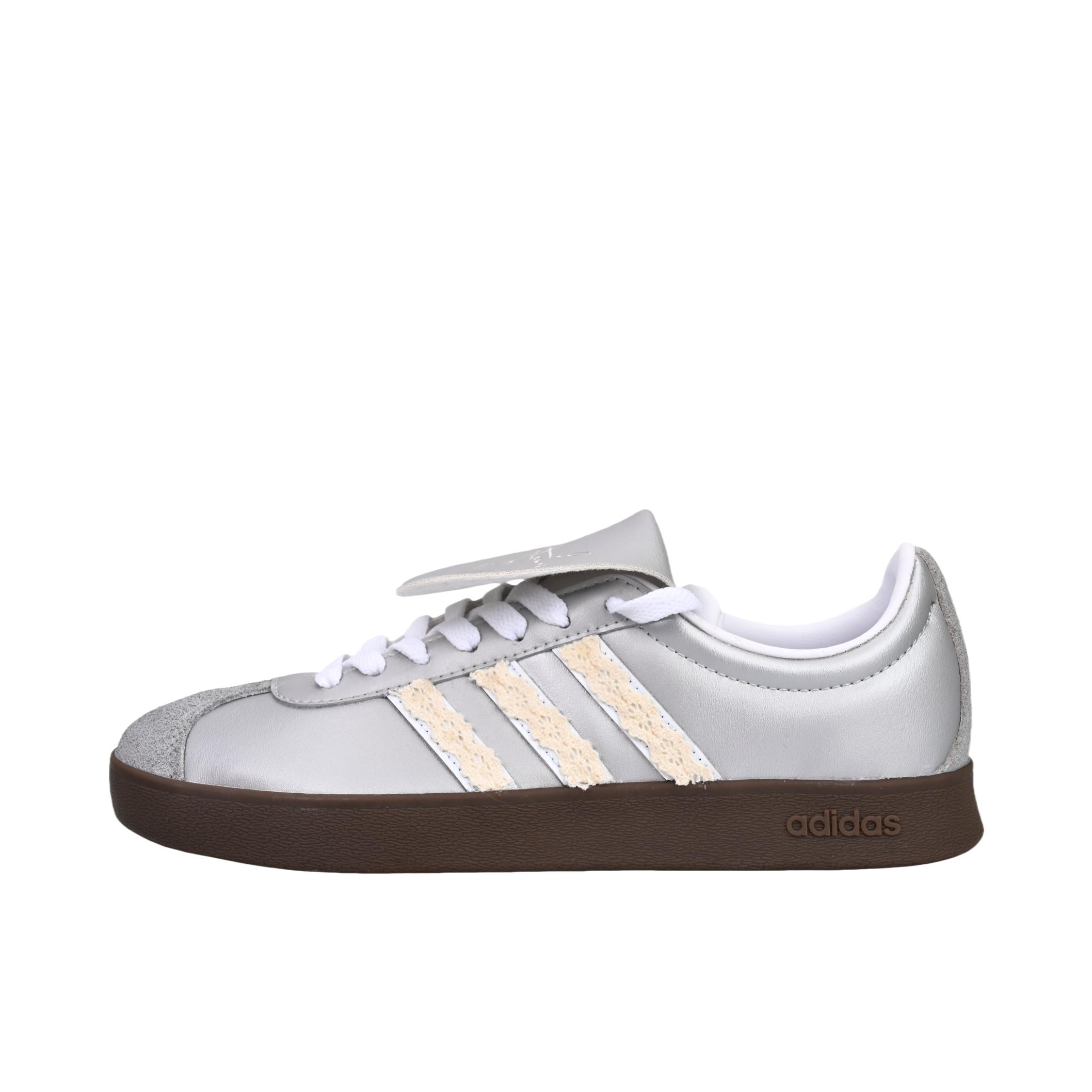 推荐商品：定制款 adidas neo Vl Court 板鞋 减震抗冲击性防水合成革甜酷美式包裹性 银雾公主