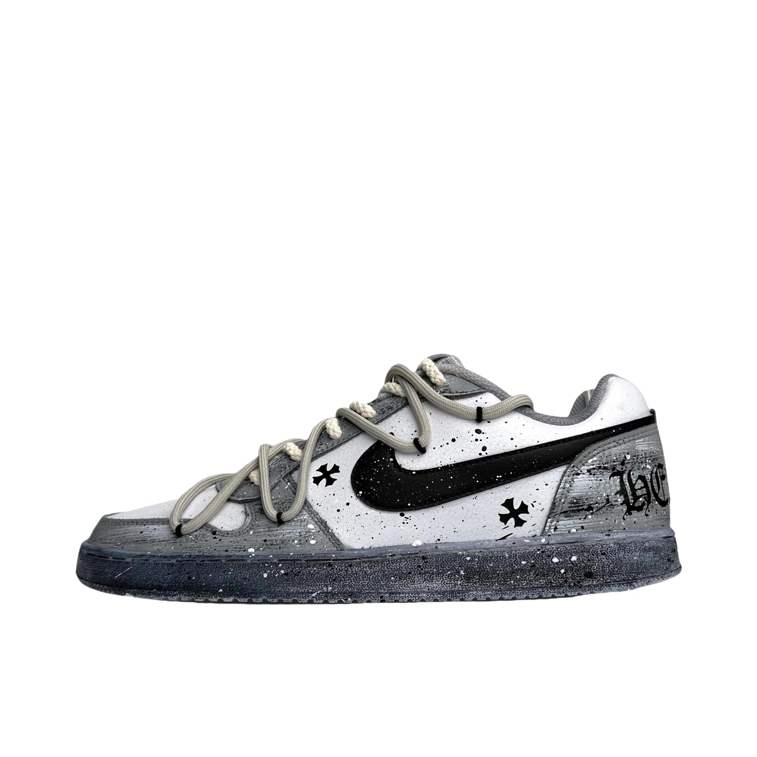 推荐商品：【定制球鞋】Nike Ebernon 板鞋 防滑耐磨舒适轻便合成革百搭复古潮流简约 哥特之韵