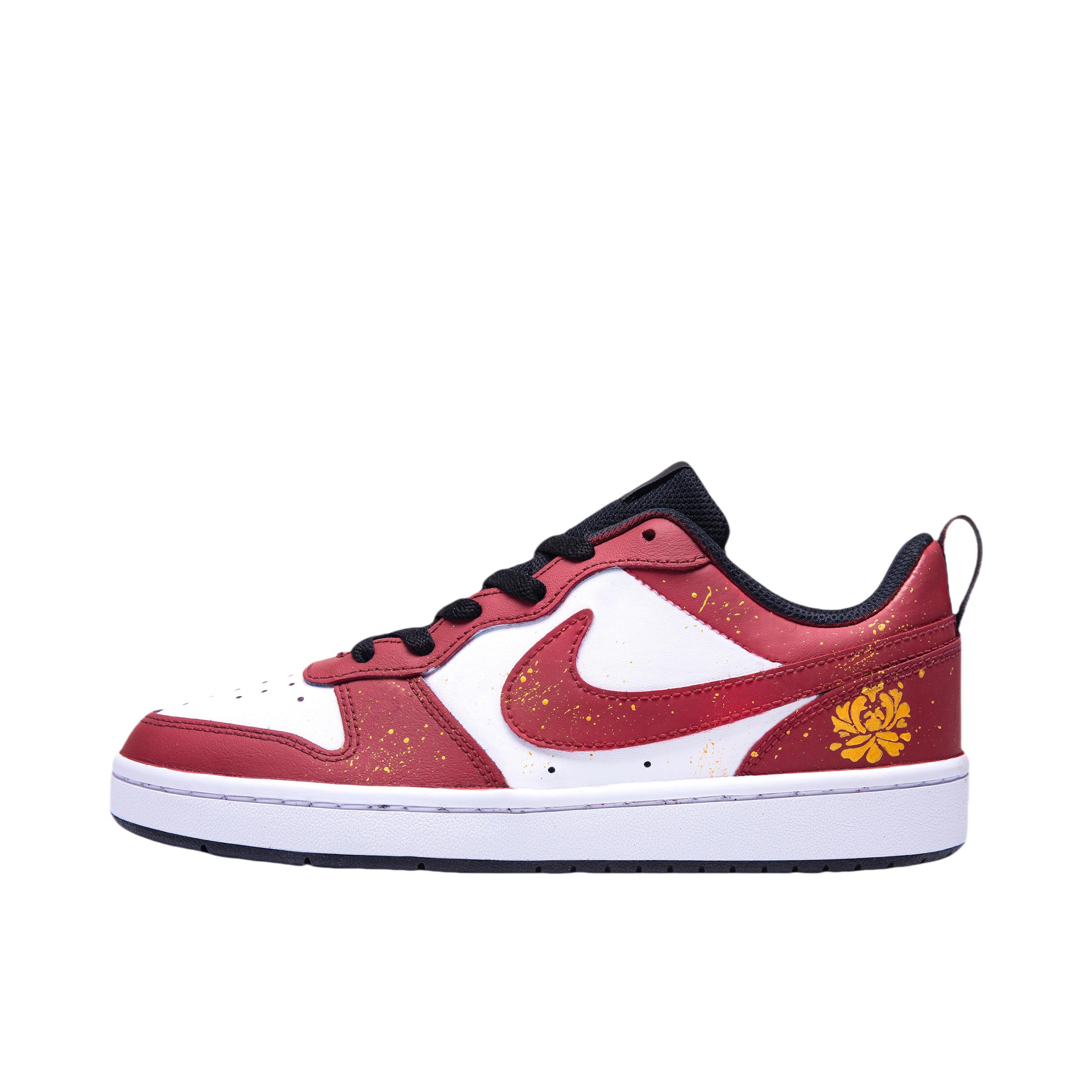 推荐商品：【定制球鞋】 Nike Court Borough 板鞋 防滑防水轻便减震手绘减龄做旧甜酷高街合成革甜妹包裹性复古婚鞋增高小白鞋薄底秋冬脏脏鞋 GS/红莲之焰