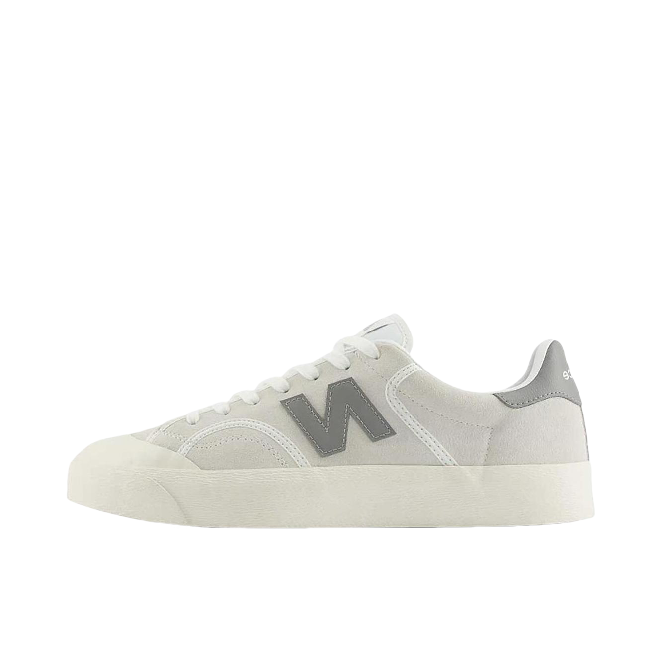 推荐商品：New Balance 100 简约 防滑 低帮 耐磨 板鞋 D宽/浅灰色