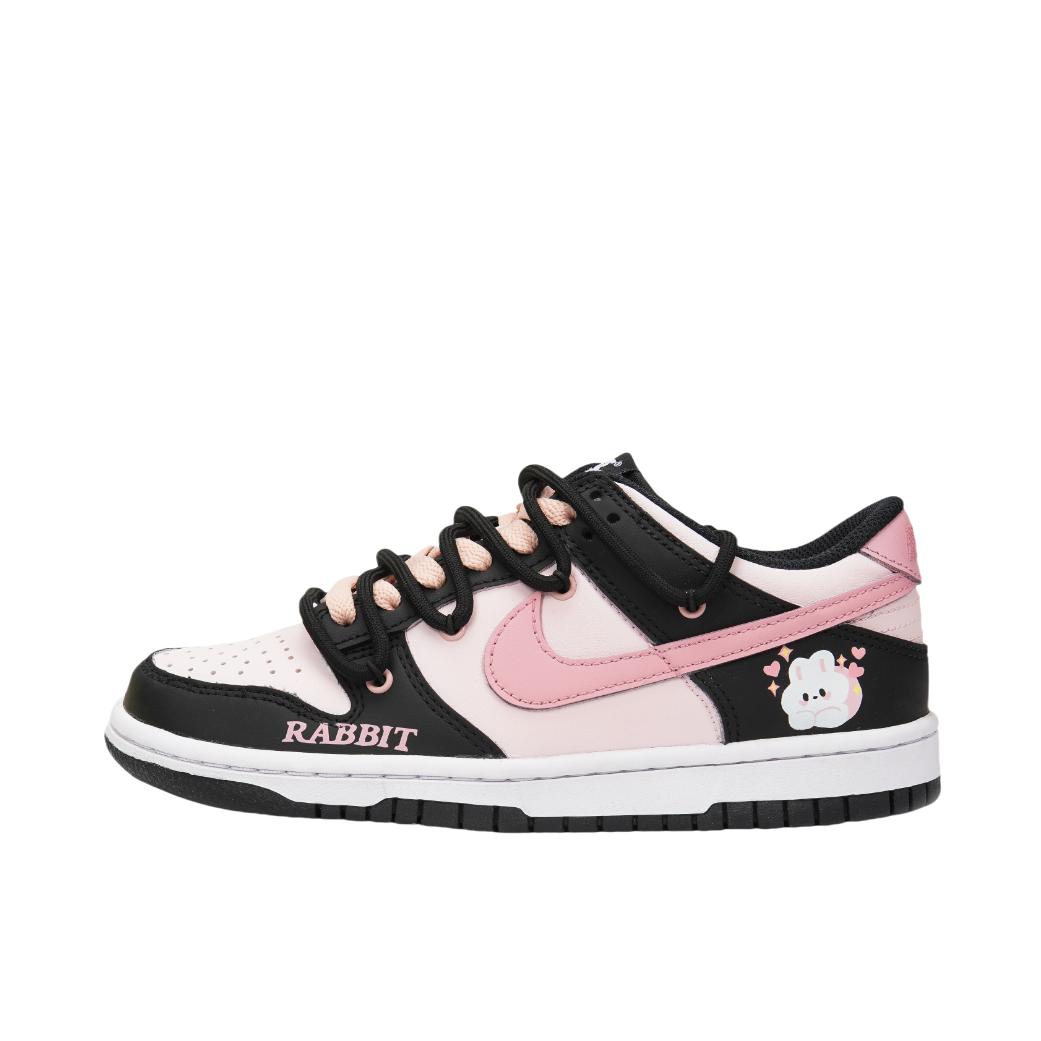 推荐商品：【定制球鞋】 Nike Dunk 板鞋 平跟系带防滑耐磨做旧高街简约百搭潮流复古美式 GS/爱心小兔