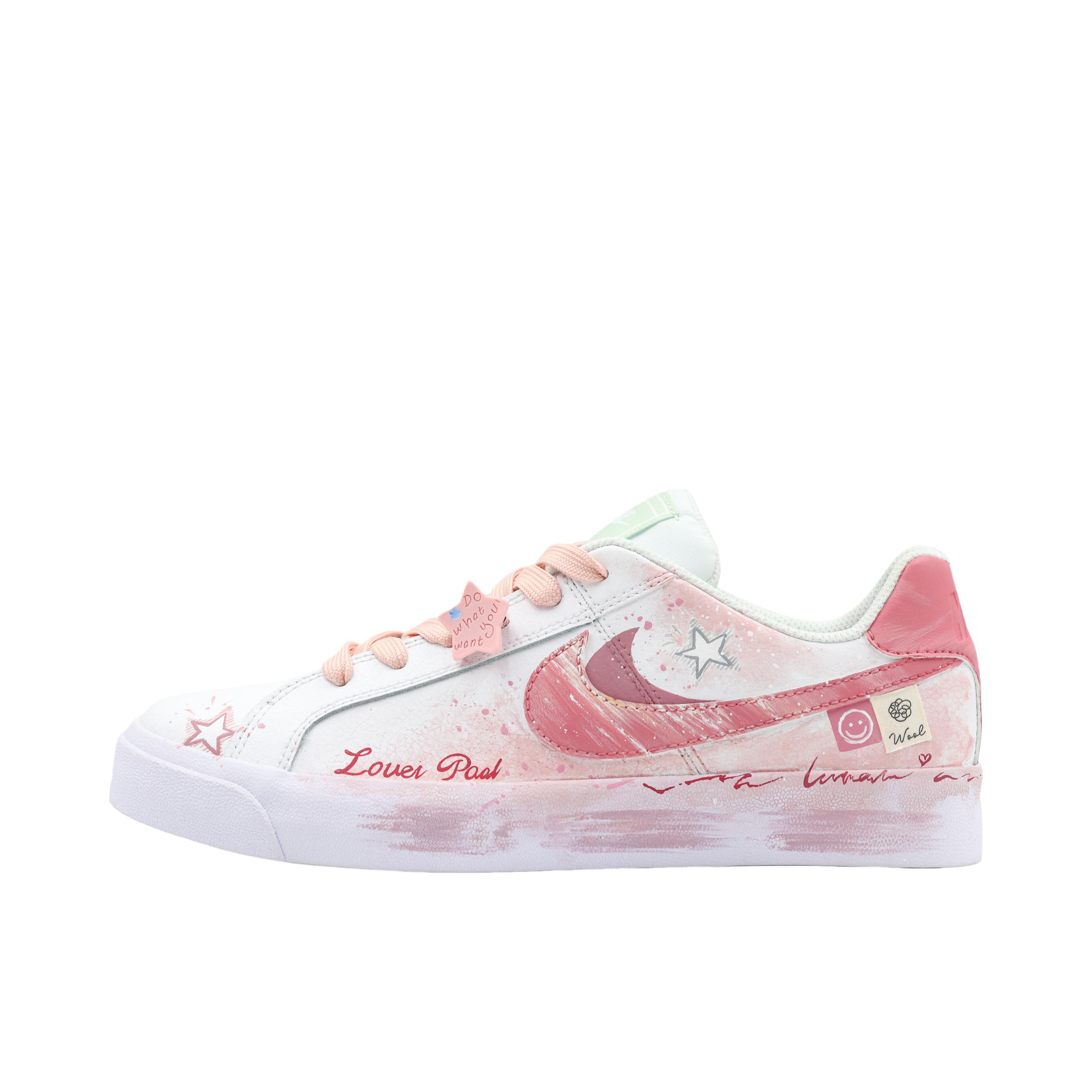 推荐商品：【定制球鞋】Nike Court Royale 板鞋 抗冲击性防水防滑耐磨透气简约百搭休闲潮流 女款/热恋桃桃