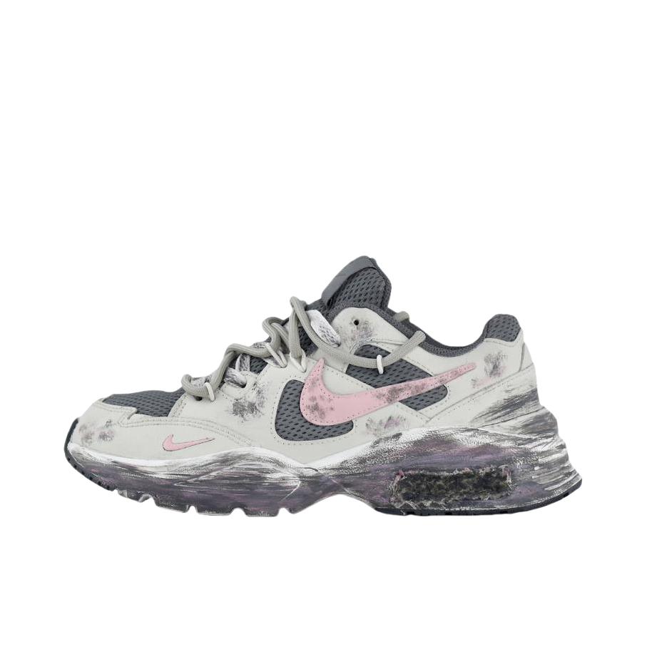 推荐商品：【定制球鞋】Nike Air Max Fusion 支撑 做旧 防滑耐磨 网布透气 防水 织物 时尚潮流 复古休闲 运动风 气垫 脏脏鞋 跑鞋 女款/粉夕迷航