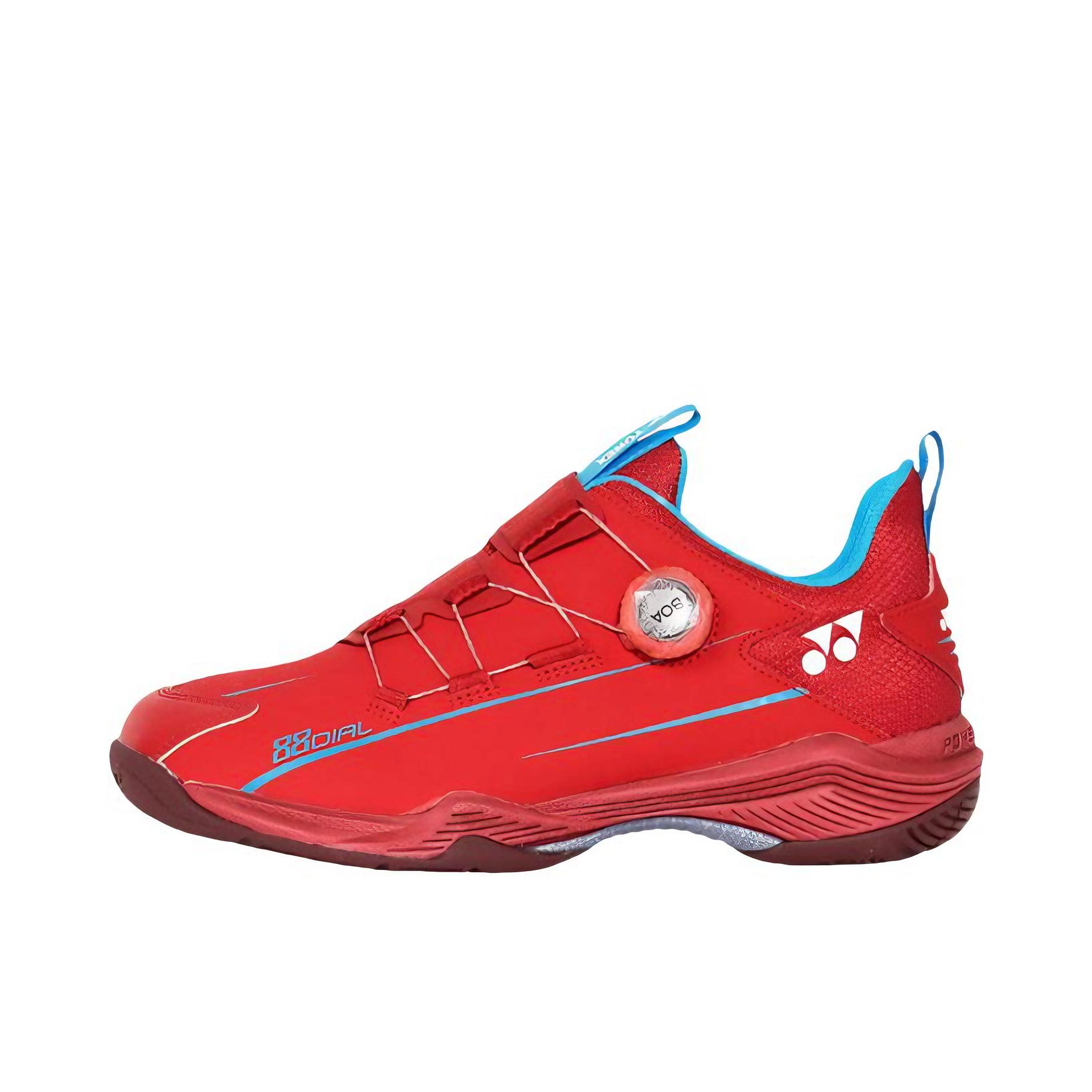 推荐商品：YONEX/尤尼克斯 88D系列 2代 羽毛球鞋 旋钮抗冲击支撑减震碳板防滑耐磨轻便回弹包裹性合成革防水织物 红色/蓝色
