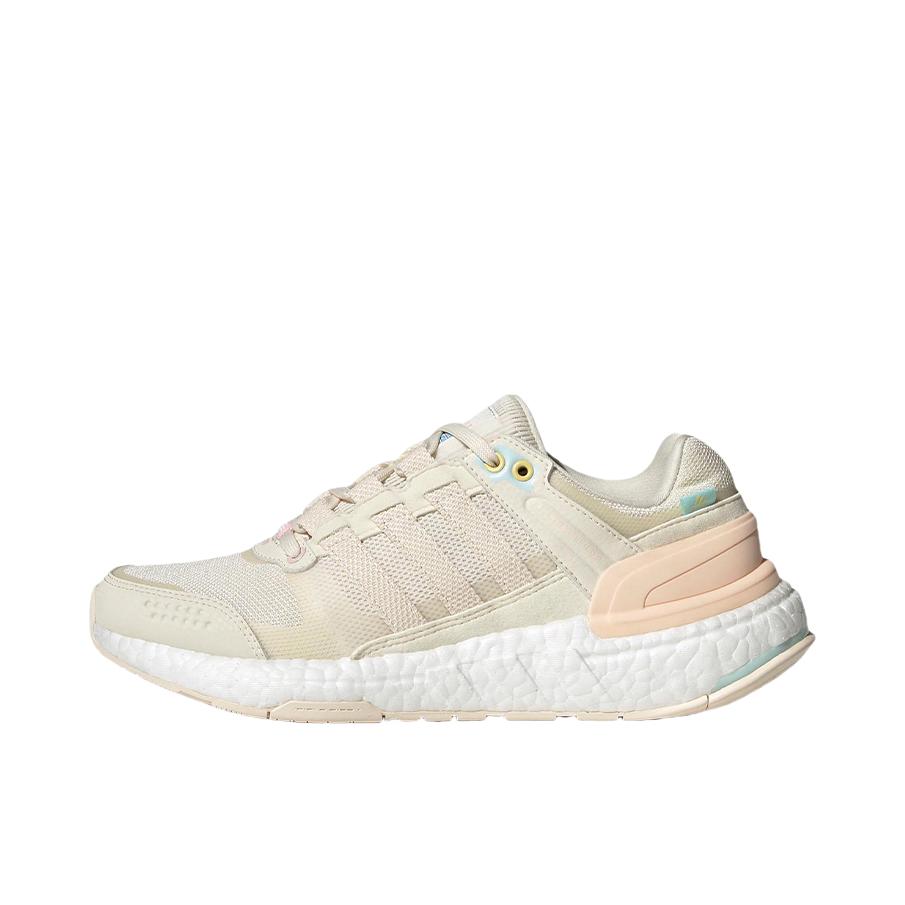 推荐商品：adidas Equipment+ 跑鞋 缓震防滑耐磨舒适轻便透气网面全掌织物回弹轻运动 浅褐色/粉色/白色