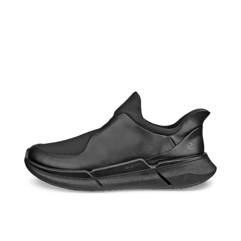 推荐商品：ECCO/爱步 BIOM 2.2 健步 缓震 一脚蹬 头层牛皮 圆头拼接 运动休闲鞋 跑鞋 黑色