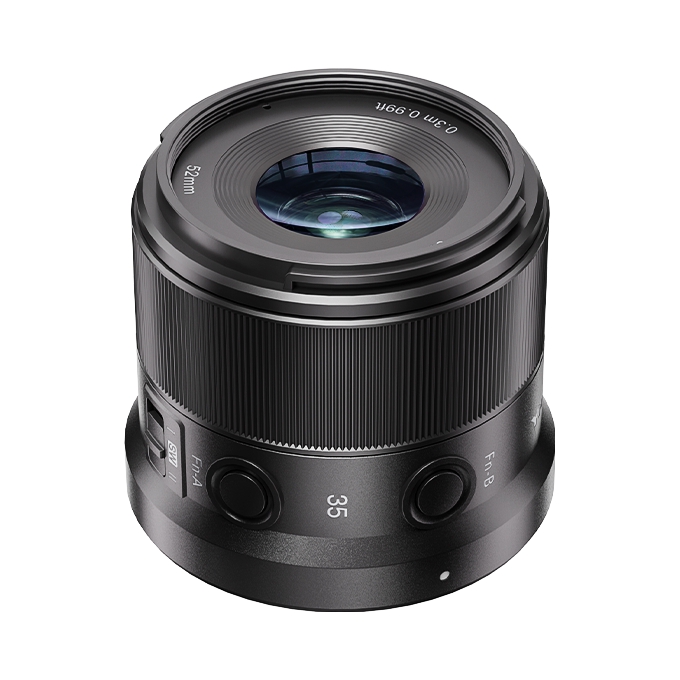 推荐商品：YONGNUO/永诺 YN35mm F1.8Z DA DSM WL APS-C画幅自动对焦镜头 定焦 人像 广角
