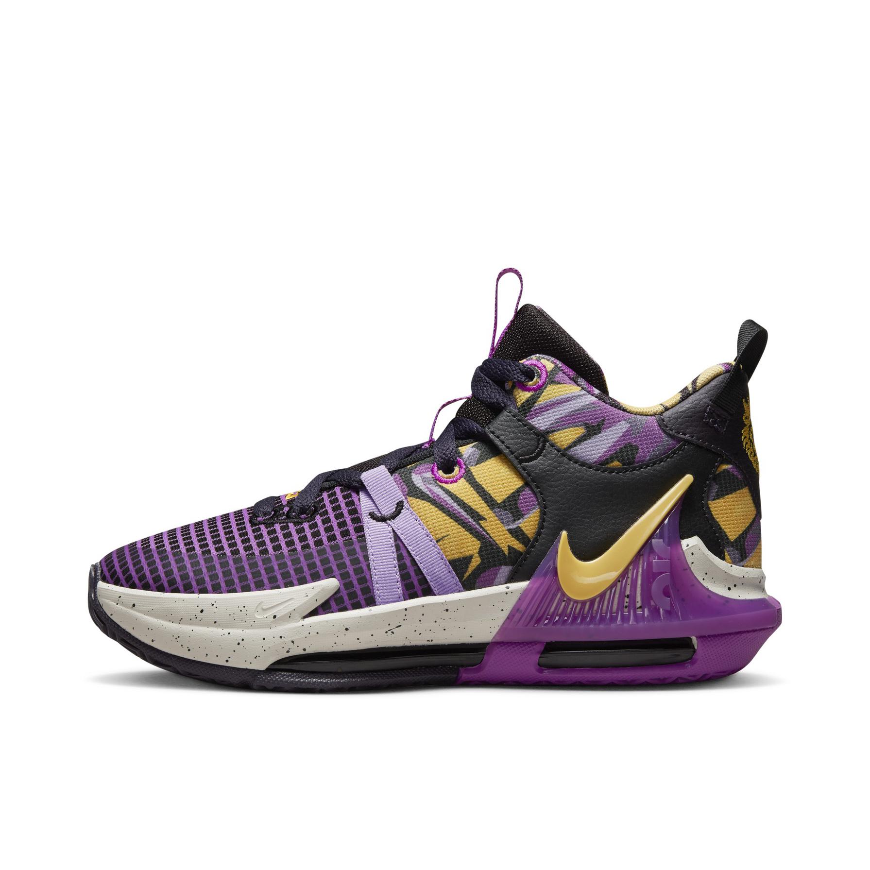 推荐商品：Nike LeBron Witness 7 詹姆斯 防滑耐磨 减震 舒适透气 潮流百搭 简约 实战 篮球鞋 紫色/黑色/黄色