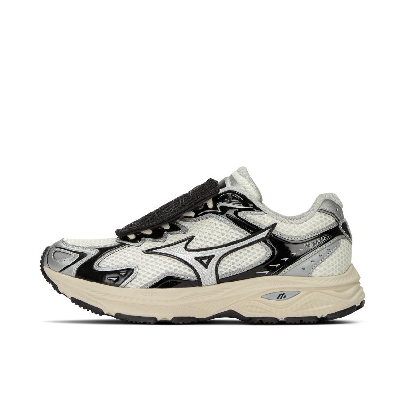 推荐商品：Mizuno/美津浓 Racer S 越野跑鞋 缓震回弹防滑耐磨透气网面软底慢跑 Oarism联名/米色/杏色/银色/黑色