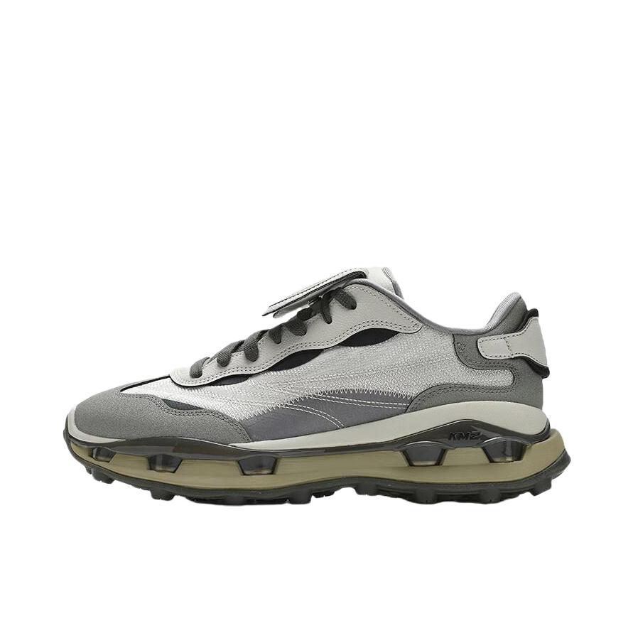 推荐商品：FILA/斐乐 KM 2 先锋 复古百搭 防滑耐磨 舒适轻便 系带 运动休闲鞋 桦树银/干鼠尾草绿
