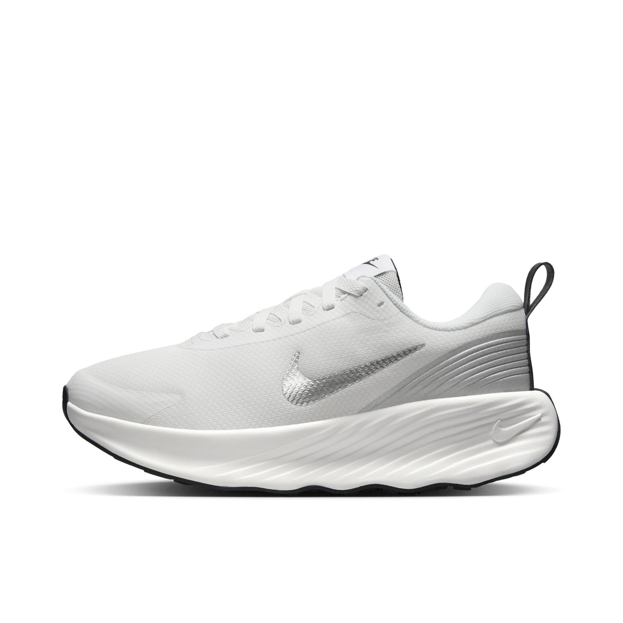 推荐商品：Nike Promina 运动休闲鞋 防滑耐磨舒适回弹缓震稳定抓地步行贴合支撑 女款/黑色/山峰白/金属银