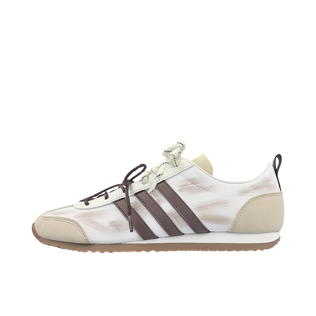 推荐商品：【定制球鞋】 Adidas neo VS JOG 运动休闲鞋 防滑耐磨做旧双鞋带复古德训 白色/米色