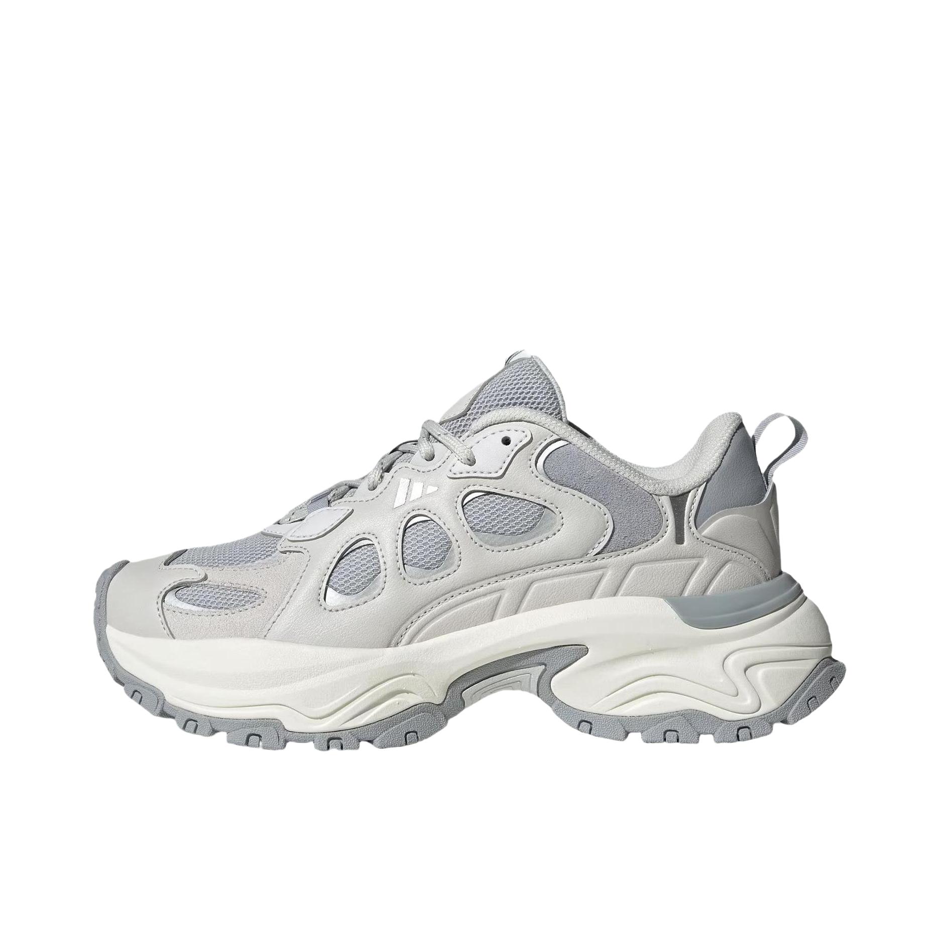 推荐商品：adidas SHADOW VALLEY 运动休闲鞋 低帮系带圆头缓震回弹防滑耐磨舒适百搭 女款/浅灰色/金属银/浅银色