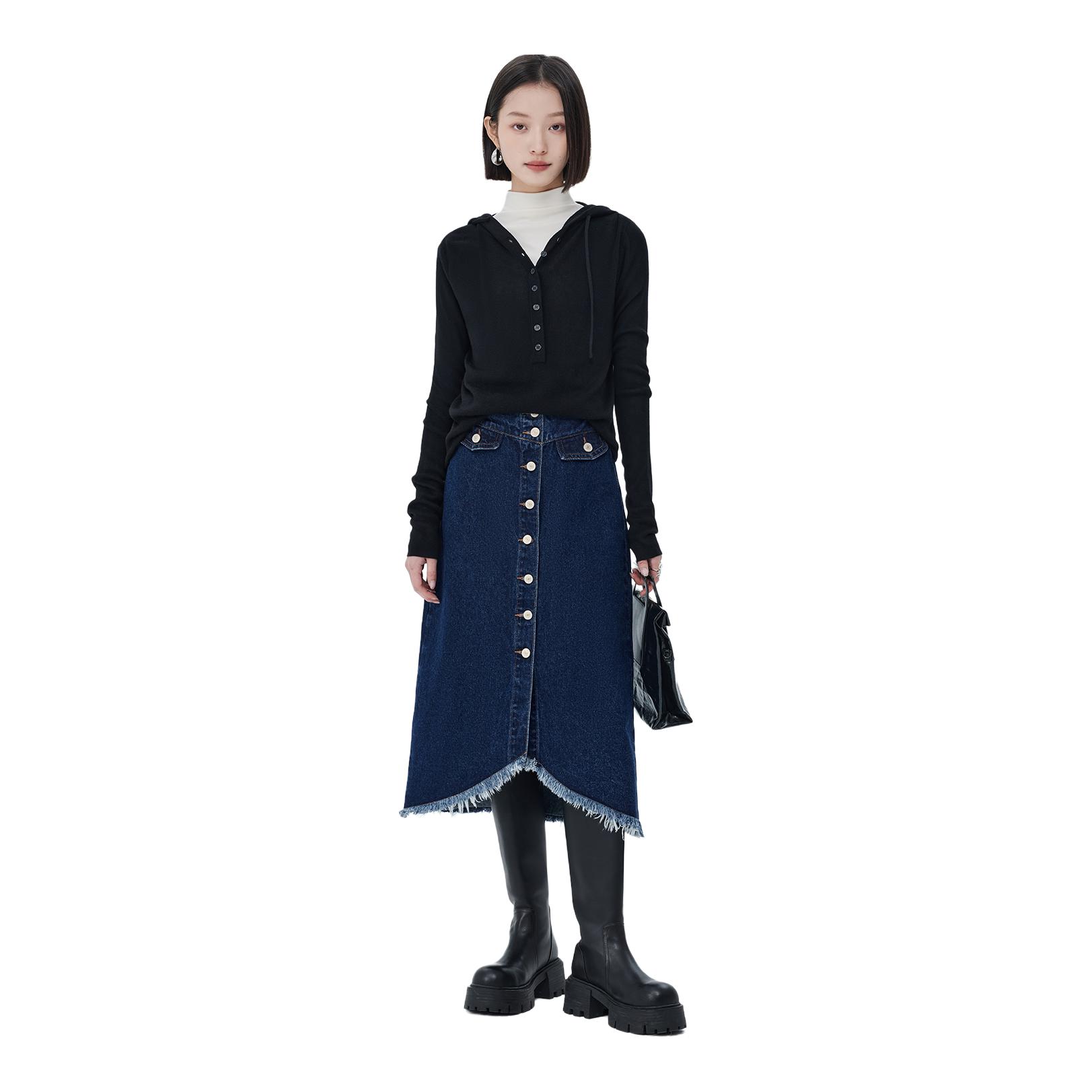 推荐商品：束恩  不规则高腰排扣半身长裙 女装 386191QQ1887-240125 牛仔蓝