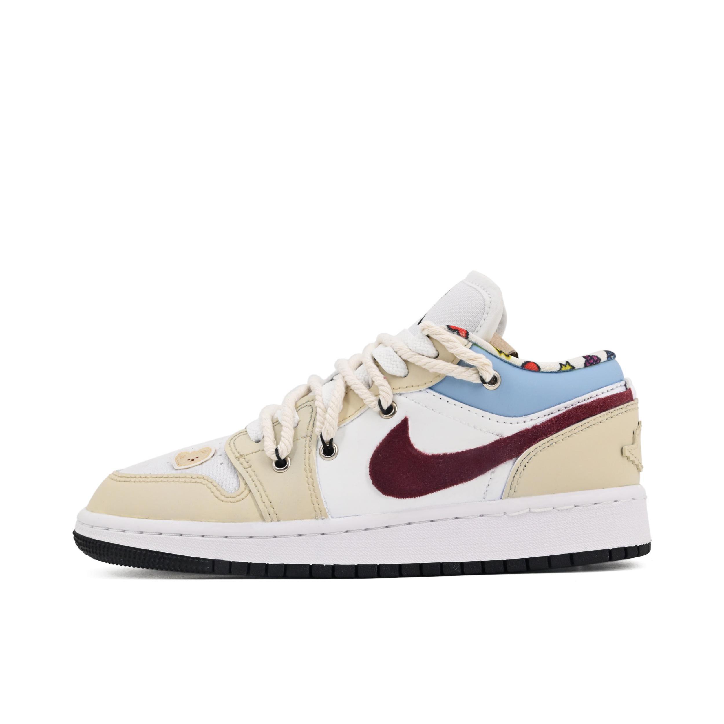 推荐商品：【定制球鞋】Air Jordan 1 减震 耐磨 透气 平跟 复古 潮流 简约 包裹性 防滑 轻便 支撑 增高 板鞋 女款/复古小熊
