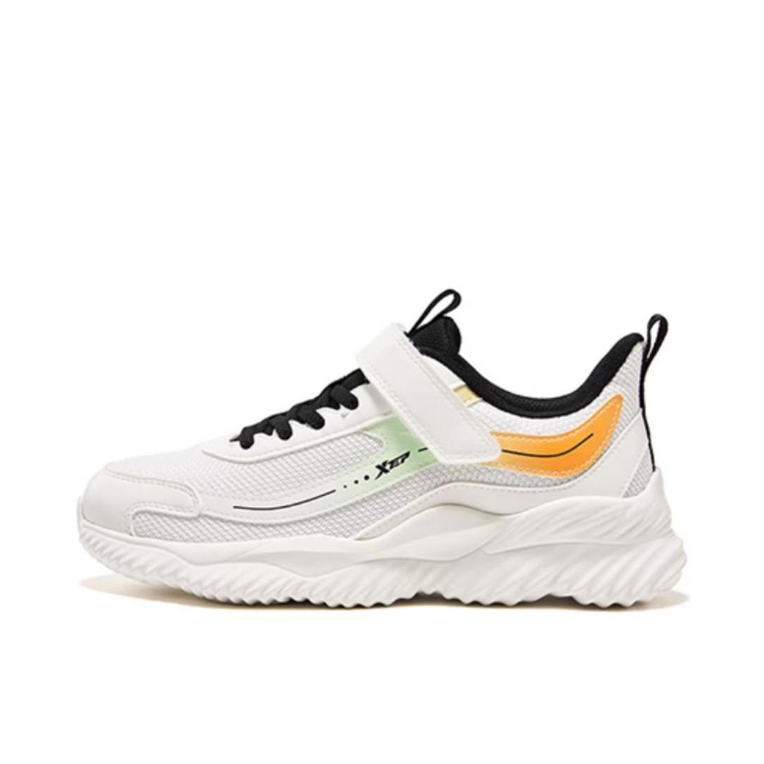 推荐商品：特步 防滑 魔术贴 减震 缓震 运动鞋儿童 676415119475 大童/帆白/黑色