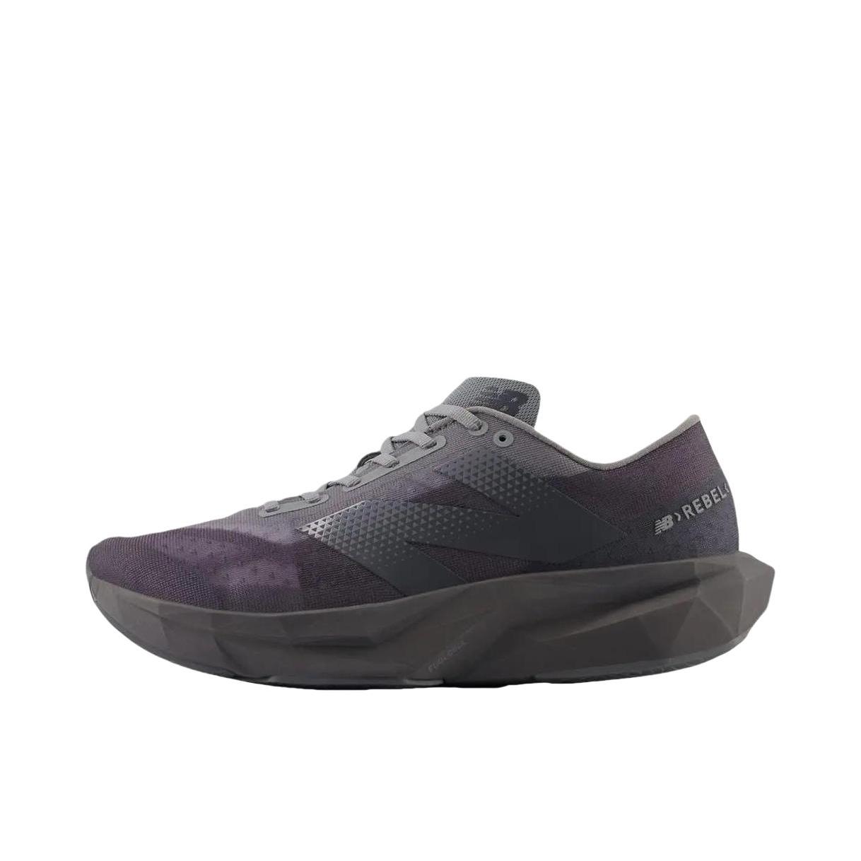 推荐商品：New Balance FuelCell Rebel V4 跑鞋 回弹速度训练减震防滑耐磨网布轻量透气韧弹 D宽/紫色/灰色