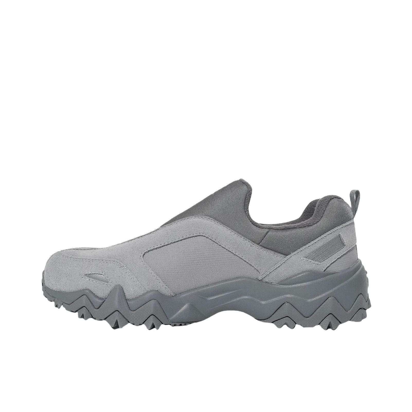 推荐商品：FILA/斐乐 Oakmont TR 便捷 防滑 低帮 橡胶 运动休闲鞋 灰色