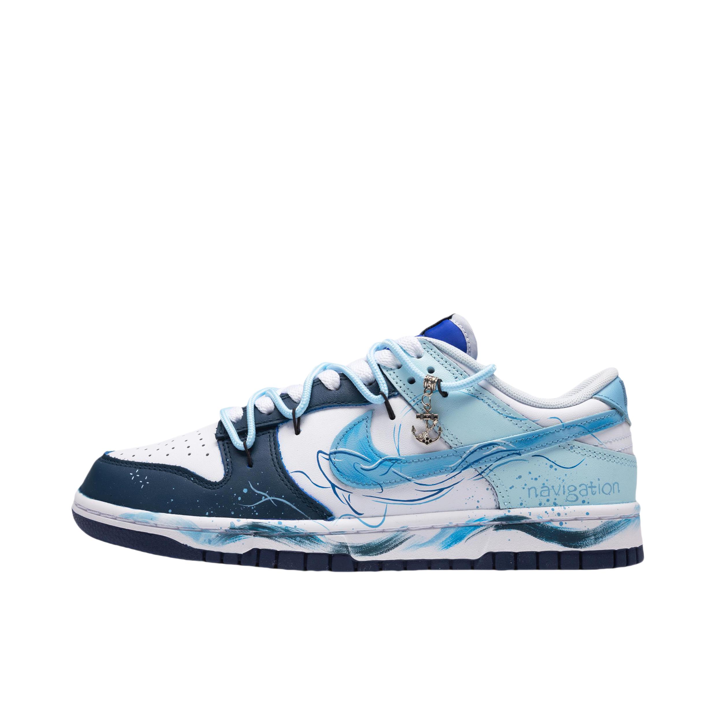 推荐商品：【定制球鞋】 Nike Dunk 板鞋 平跟系带防滑耐磨做旧高街简约百搭潮流复古美式 罗威纳海豚