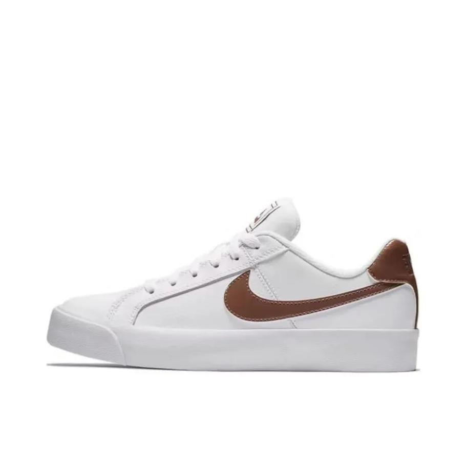推荐商品：Nike Court Royale 板鞋 轻便防滑耐磨复古透气运动休闲低帮 女款/白色/褐色