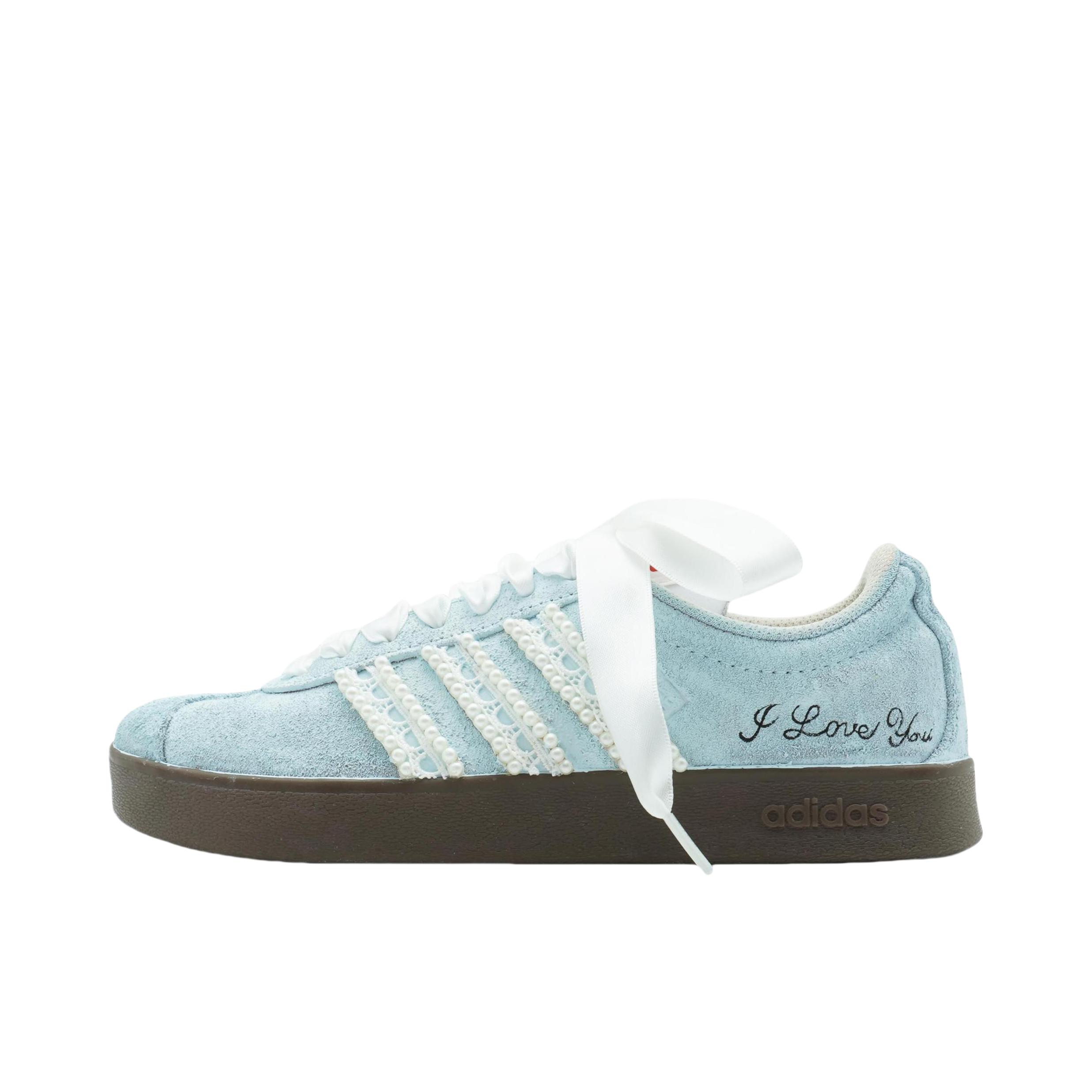 推荐商品：【定制球鞋】Adidas neo VL Court 2.0 德训鞋 板鞋 复古轻便耐磨芭蕾风甜美文艺抗冲击性防水 仙境之水