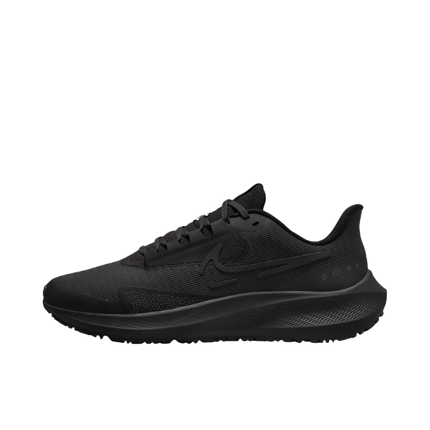 推荐商品：Nike Air Zoom Pegasus 39 Shield 跑鞋 缓震轻便防水强劲抓地圆头 女款/黑色