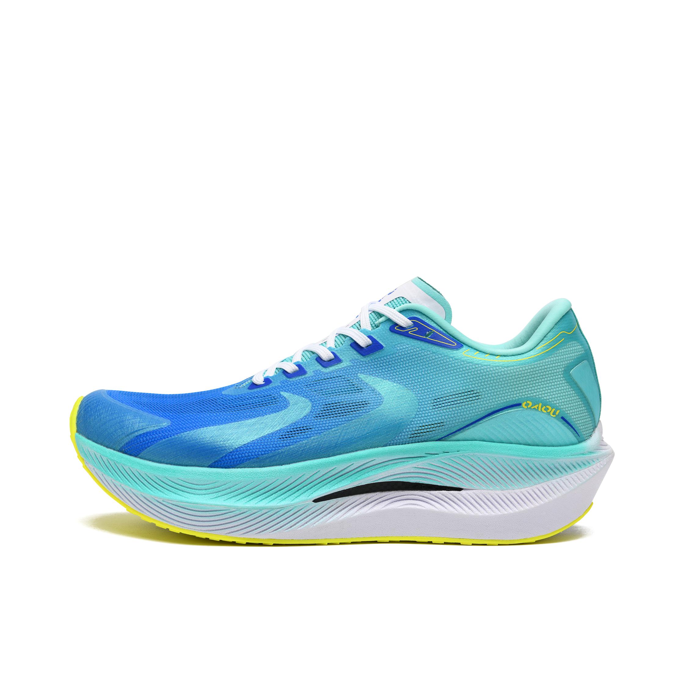 推荐商品：OAOU 极速3.0pro 全掌 碳板 尼龙板 高回弹 马拉松 支撑 体考 跑鞋 天然翡翠渐变