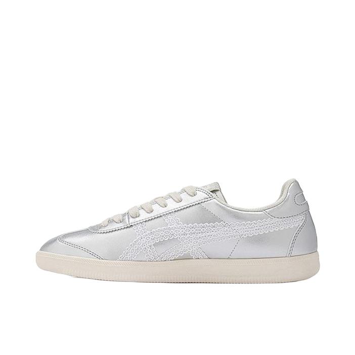 推荐商品：Onitsuka Tiger Tokuten 德训鞋 板鞋 防滑耐磨舒适减震织物复古百搭一脚蹬 银色/米色