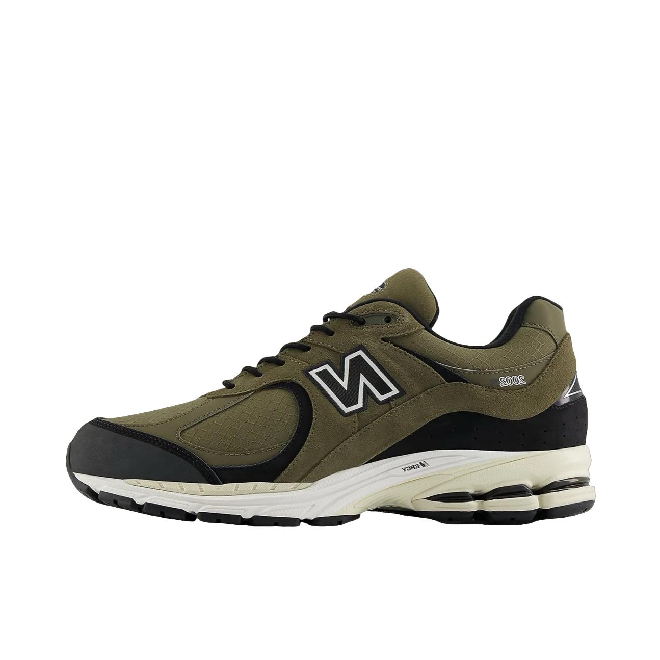 推荐商品：New Balance 2002R 跑鞋 缓震防滑耐磨透气复古拼接防水气垫慢跑支撑 墨绿色/米色/黑色