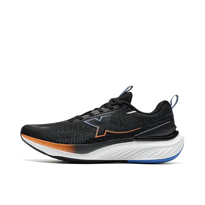 推荐商品：特步 影擎2.0 动力巢 轻便 网面透气 减震回弹 系带 舒适百搭 跑鞋 黑色/熔岩橙