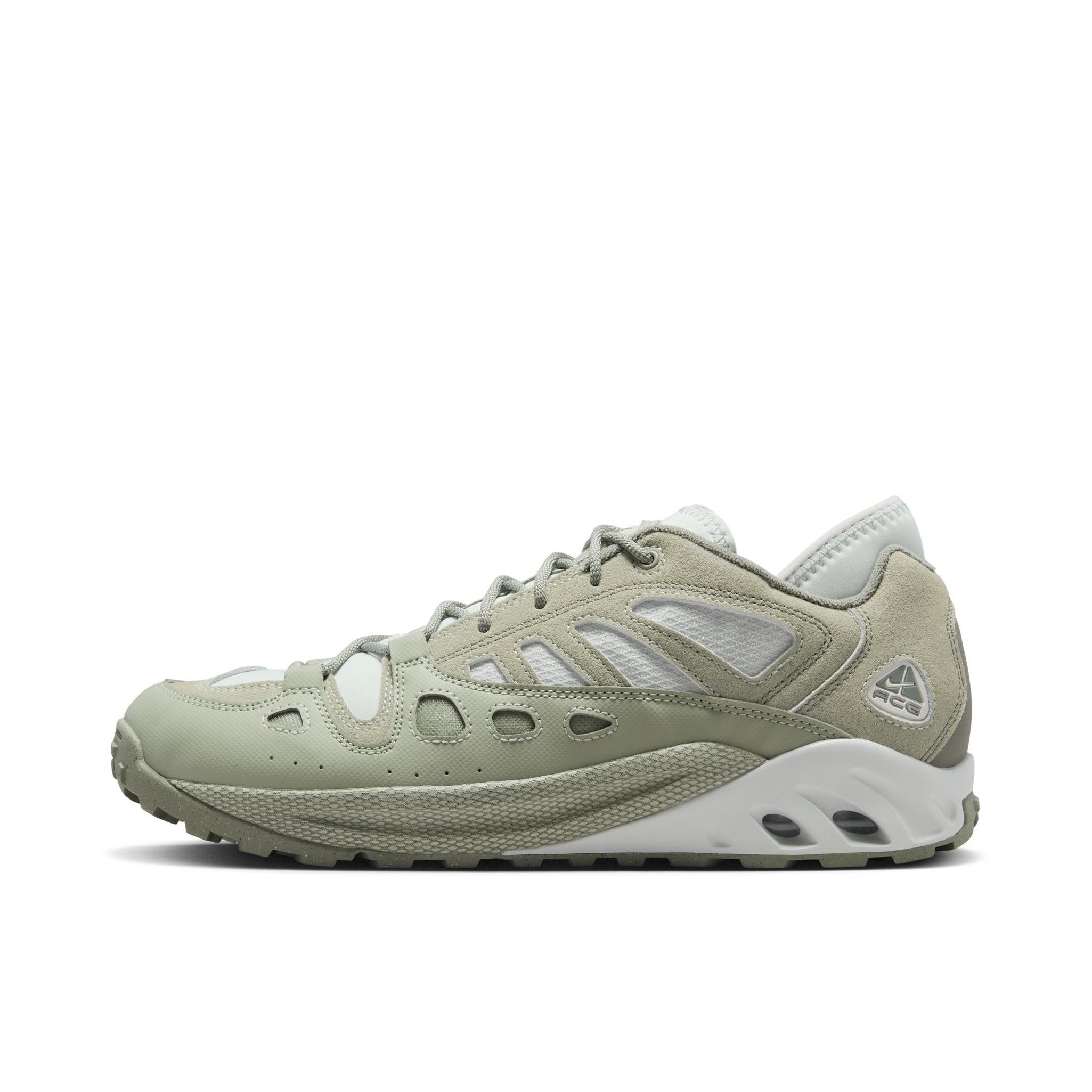 推荐商品：Nike  ACG  Air Exploraid  舒适减震 防滑耐磨 网布 圆头  登山鞋 灰色