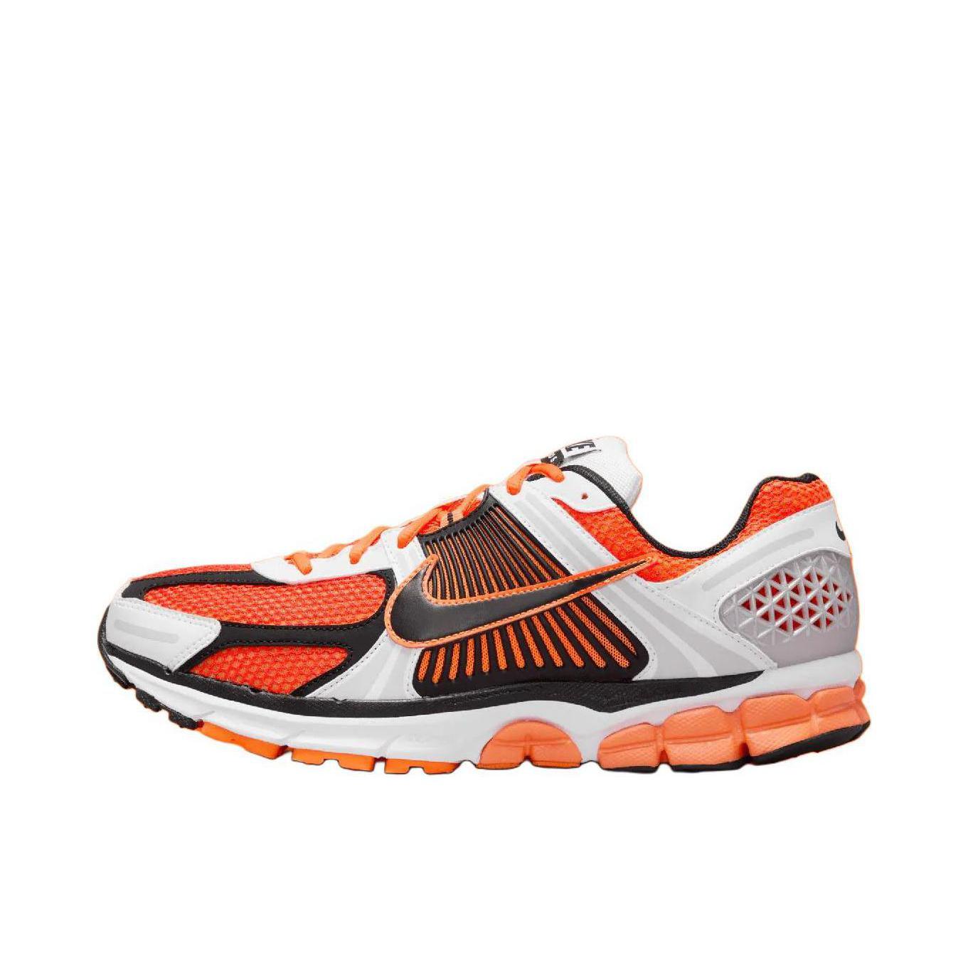 推荐商品：Nike Zoom Vomero 5 跑鞋 舒适缓震网面透气百搭复古支撑训练轻便 橙色