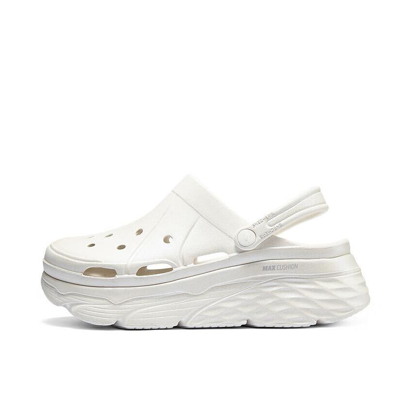 推荐商品：Skechers/斯凯奇 MAX CUSHIONING 厚底增高 舒适透气 缓震软底 沙滩 包头 快干 易穿 踩屎感 休闲时尚 软弹 轻质疏水 两穿 一脚蹬 凉鞋 女款/白色
