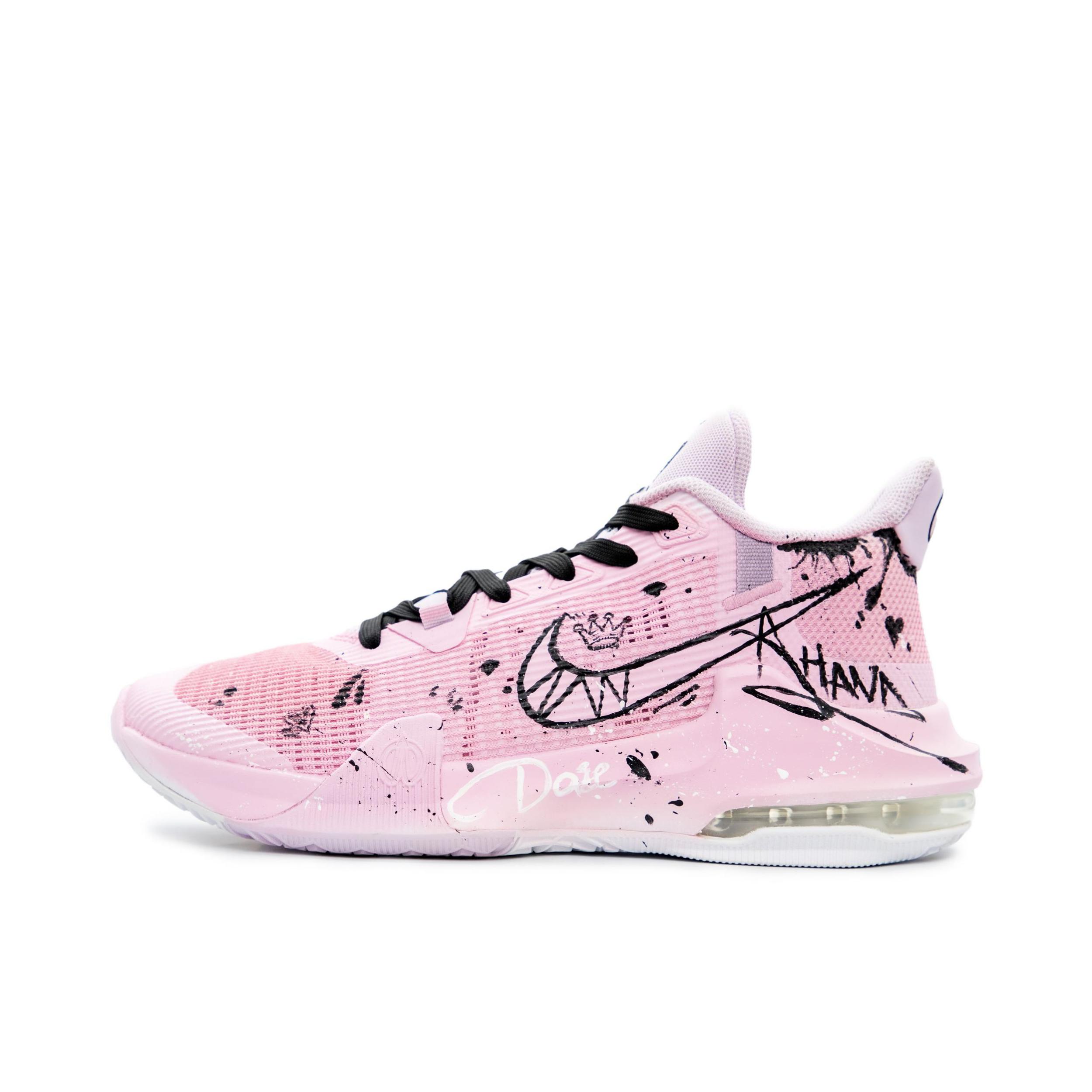 推荐商品：【定制球鞋】Nike Air Max Impact 减震回弹 防滑耐磨 美式百搭 时尚潮流 支撑 篮球鞋 破碎次元