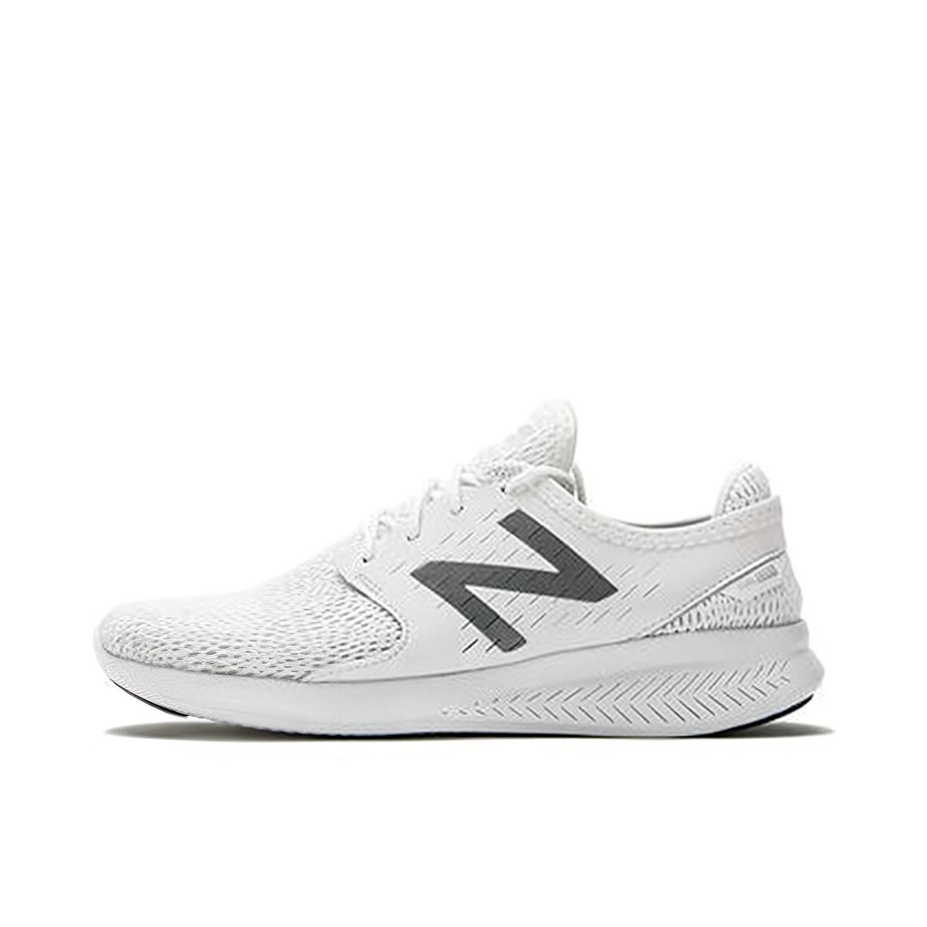 推荐商品：New Balance FuelCore Coast 跑鞋 防滑耐磨减震透气织物舒适轻便百搭休闲运动复古圆头 女款/V3/白色