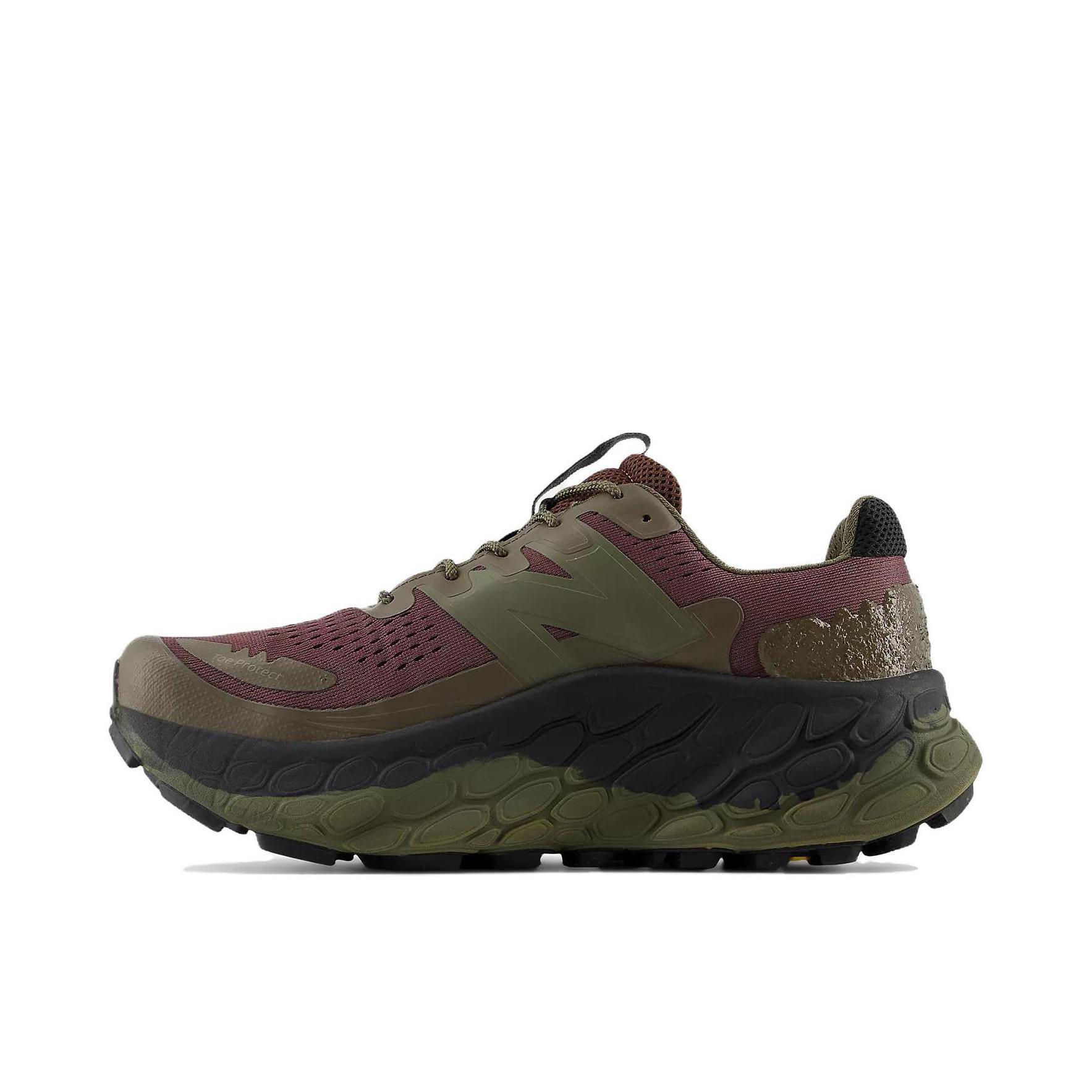 推荐商品：New Balance Fresh Foam X Trail More v3 跑鞋 减震防滑耐磨透气稳定织物马拉松耐用 浅酒红/军绿色