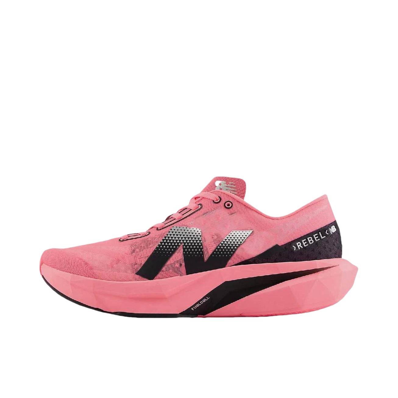 推荐商品：New Balance FuelCell Rebel V4 跑鞋 回弹速度训练减震防滑耐磨网布轻量透气韧弹 D宽/粉色