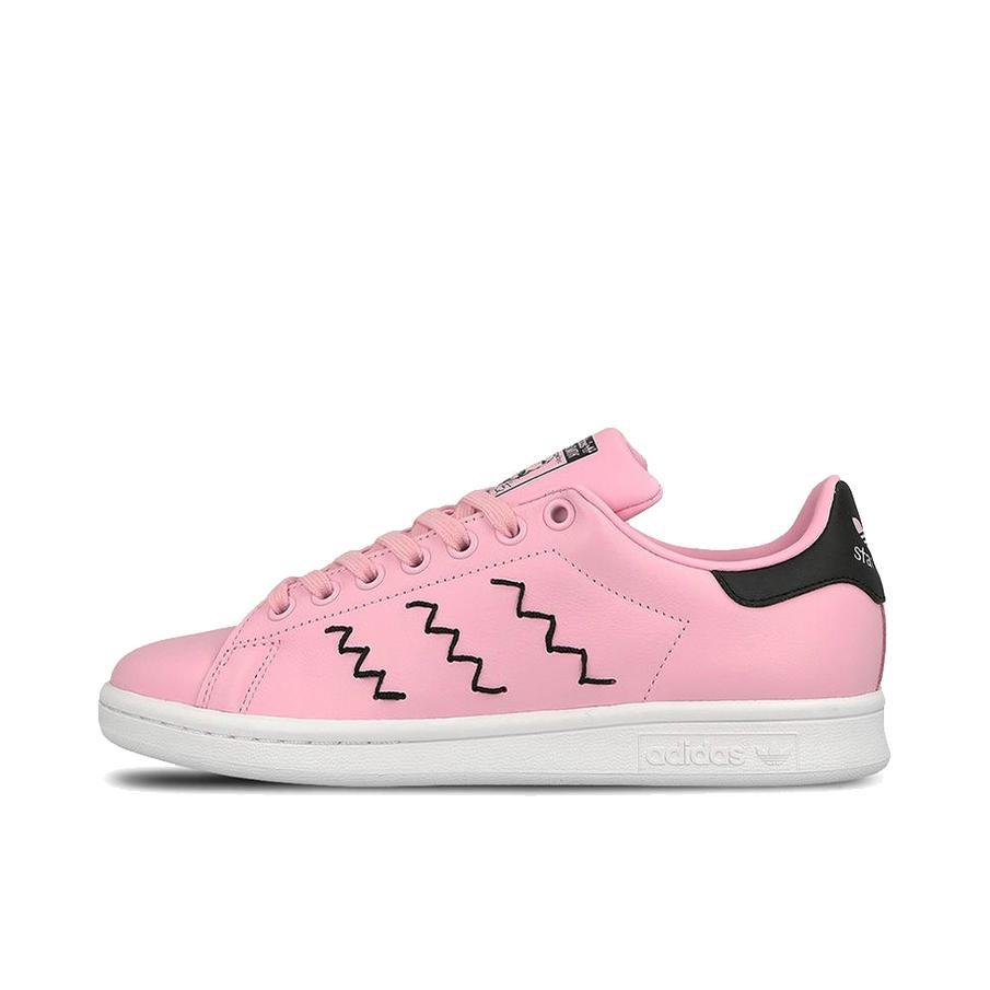 推荐商品：adidas Originals Stan Smith 板鞋 减震透气轻便低帮包裹性 Pink/Core Black/White 粉黑波浪