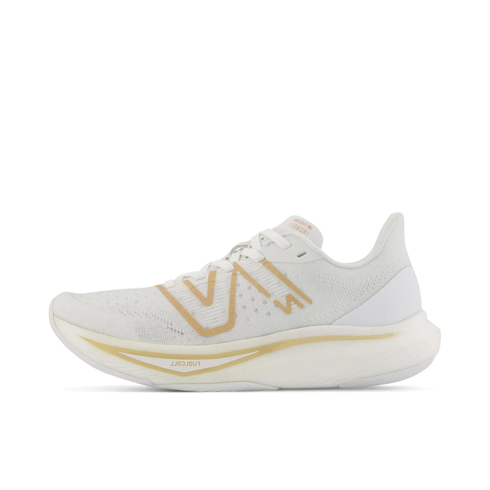 推荐商品：New Balance Fuelcell Rebel v3 跑鞋 轻便缓震防滑耐磨网面透气轻量长跑 女款/白色/金色