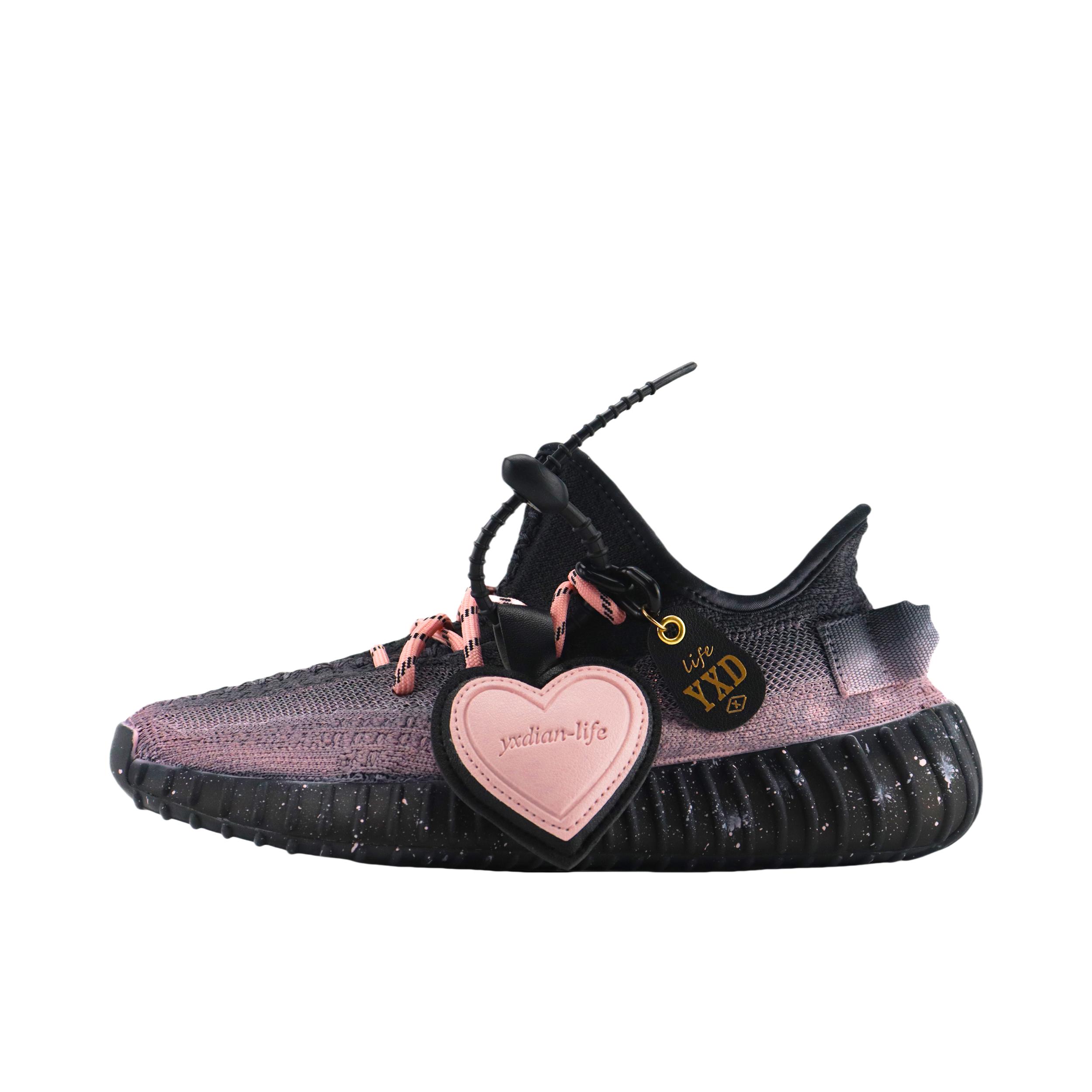 推荐商品：【定制球鞋】adidas Yeezy Boost 350 系带 缓震透气 防滑耐磨 轻便 织物 低帮 简约百搭 运动休闲鞋 星际爱丽丝  