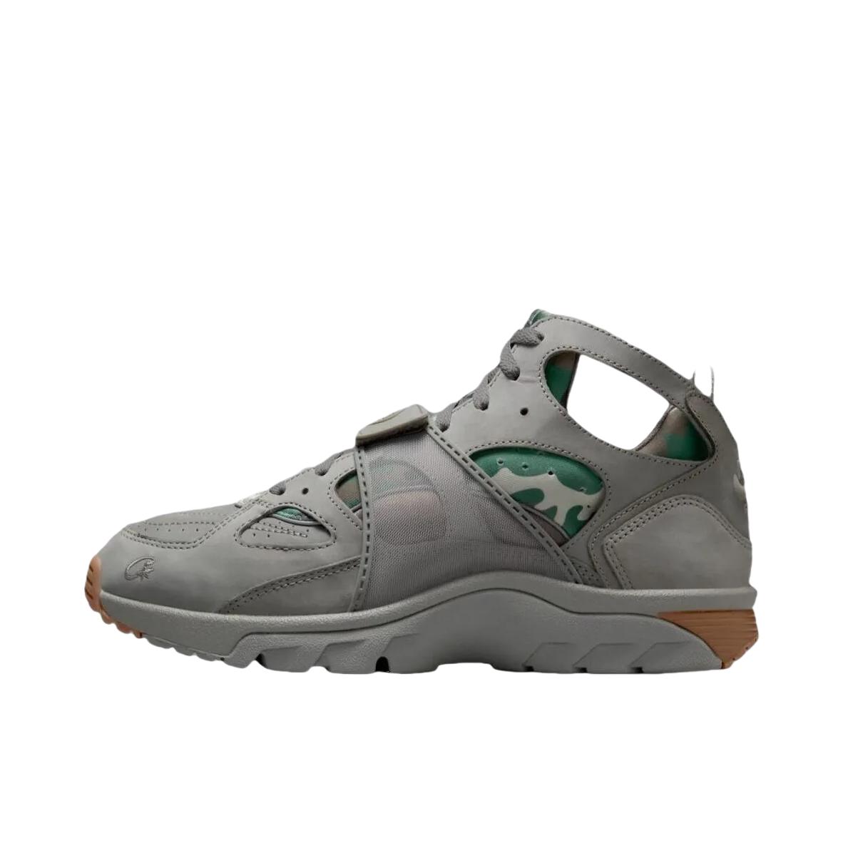 推荐商品：Nike Air Trainer Huarache 运动休闲鞋 防滑耐磨减震轻便舒适透气复古百搭时尚 Corteiz联名/灰色