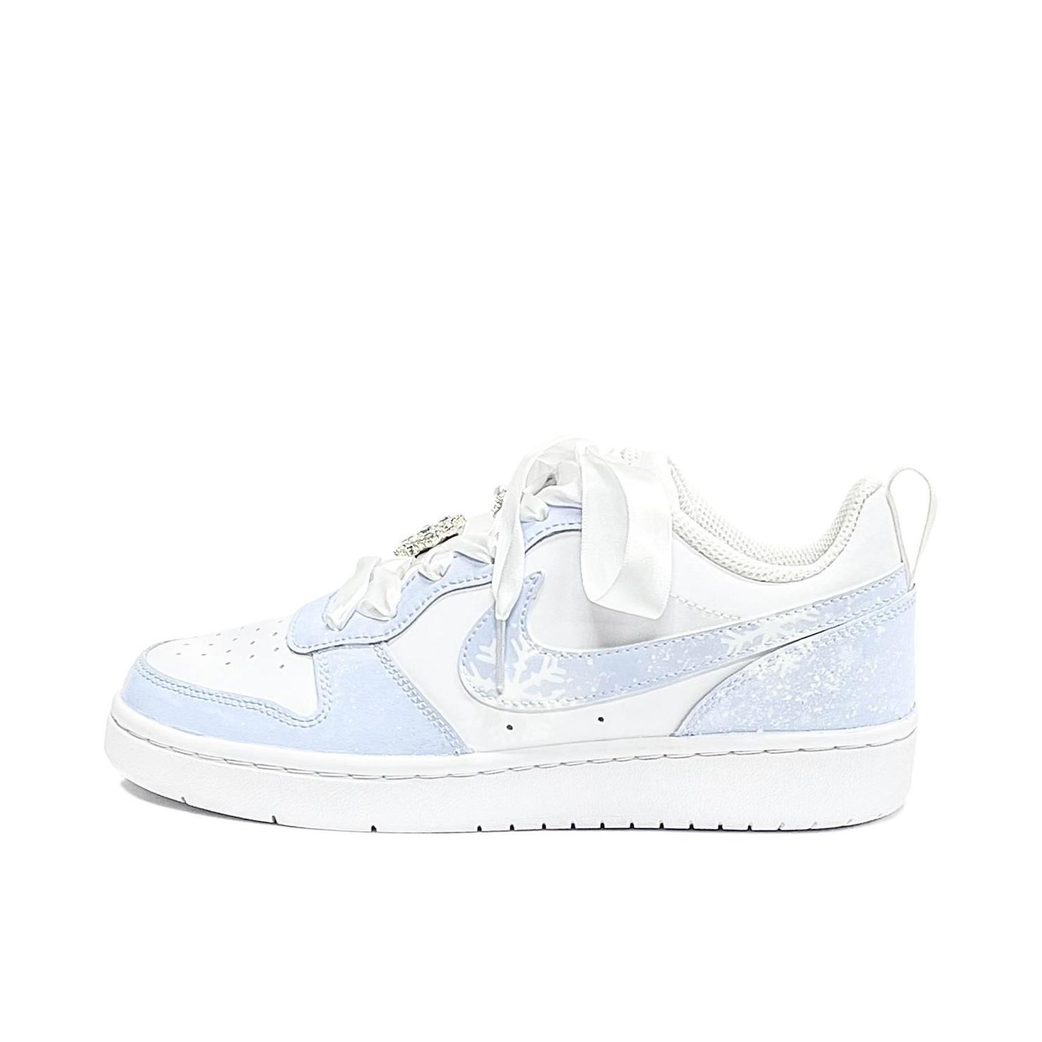 推荐商品：【定制球鞋】 Nike Court Borough 板鞋 防滑防水轻便减震手绘减龄做旧甜酷高街合成革甜妹包裹性复古婚鞋增高小白鞋薄底秋冬脏脏鞋 女款/冰雪奇缘  