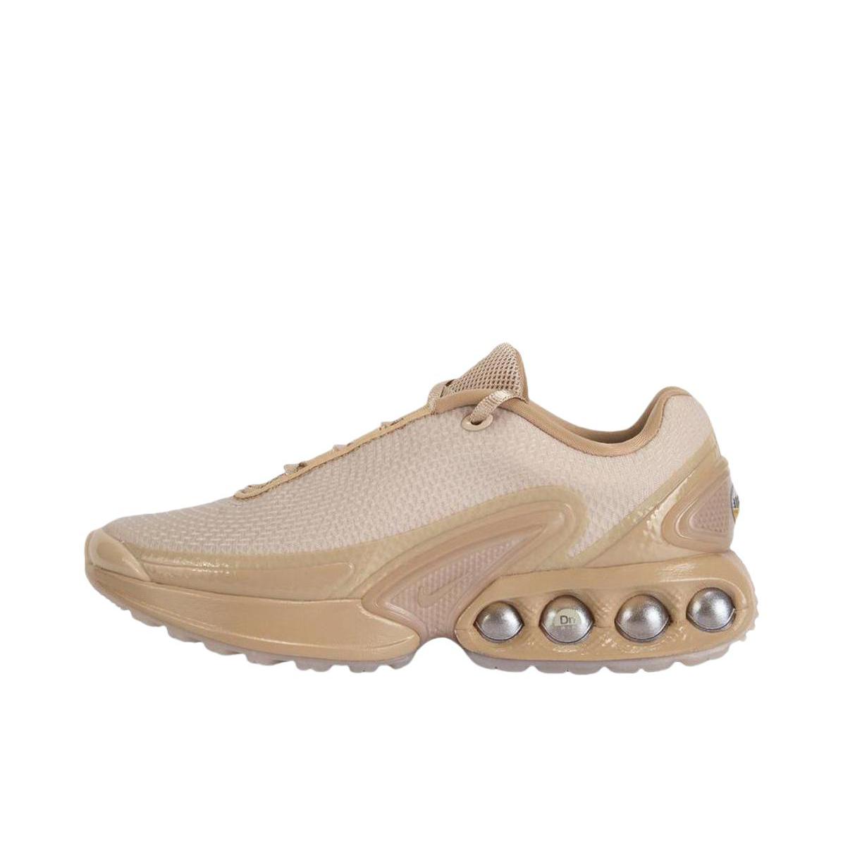 推荐商品：Nike Air Max Dn 运动休闲鞋 柔软防滑耐磨缓震回弹支撑网布透气低帮平跟贴合 卡其色
