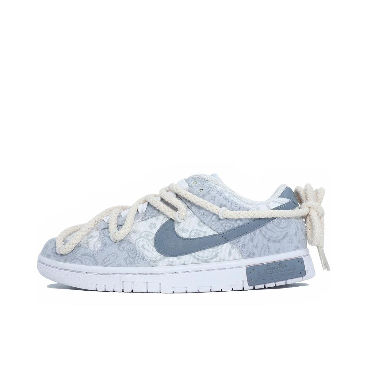 推荐商品：【定制球鞋】 Nike Dunk 板鞋 平跟系带防滑耐磨做旧高街简约百搭潮流复古美式 青花瓷/龙年限定/女款/蓝灰腰果花