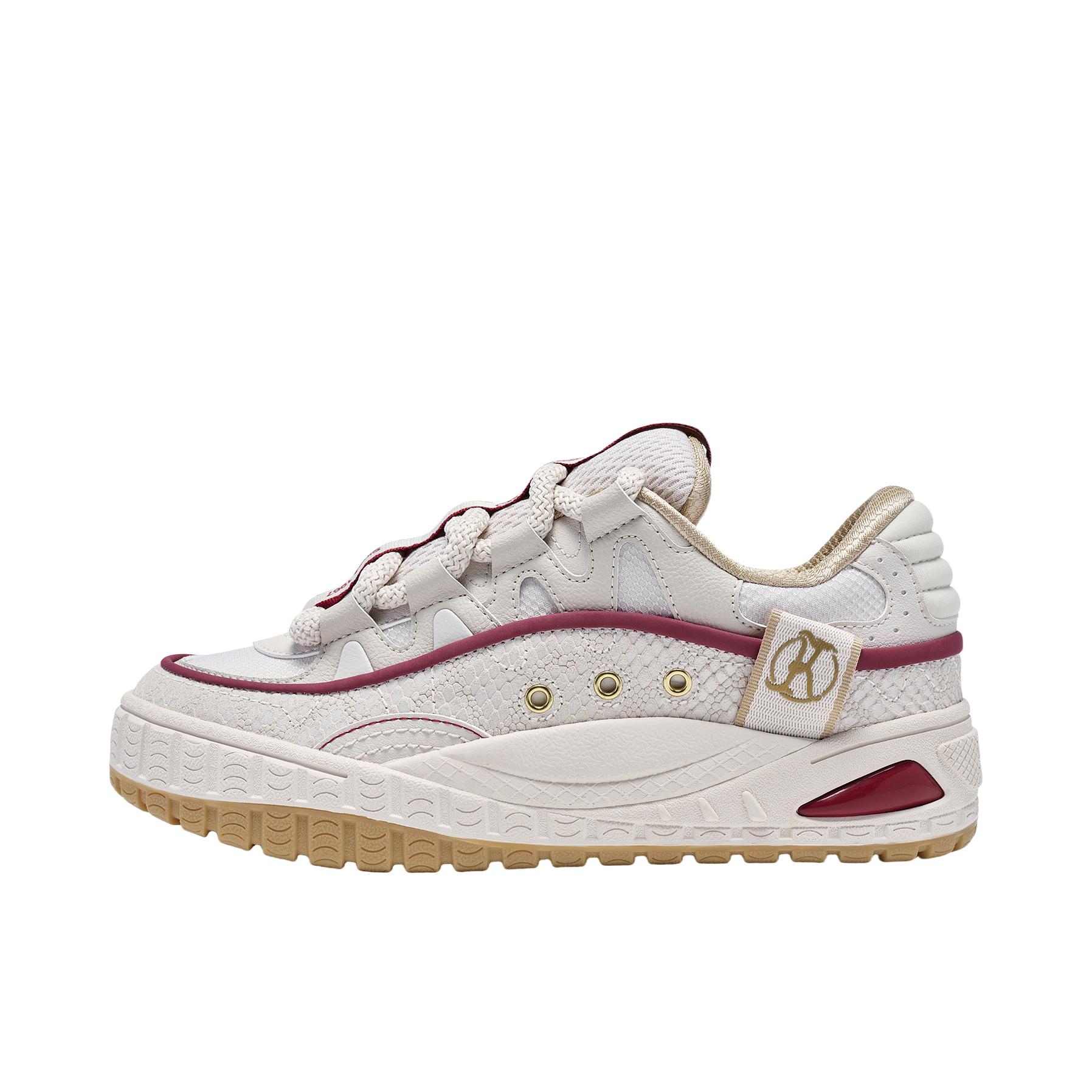 推荐商品：Kappa 防滑耐磨 低帮 舒适软底 厚底 时尚潮流 复古 板鞋 K0FW5CC95P 米色