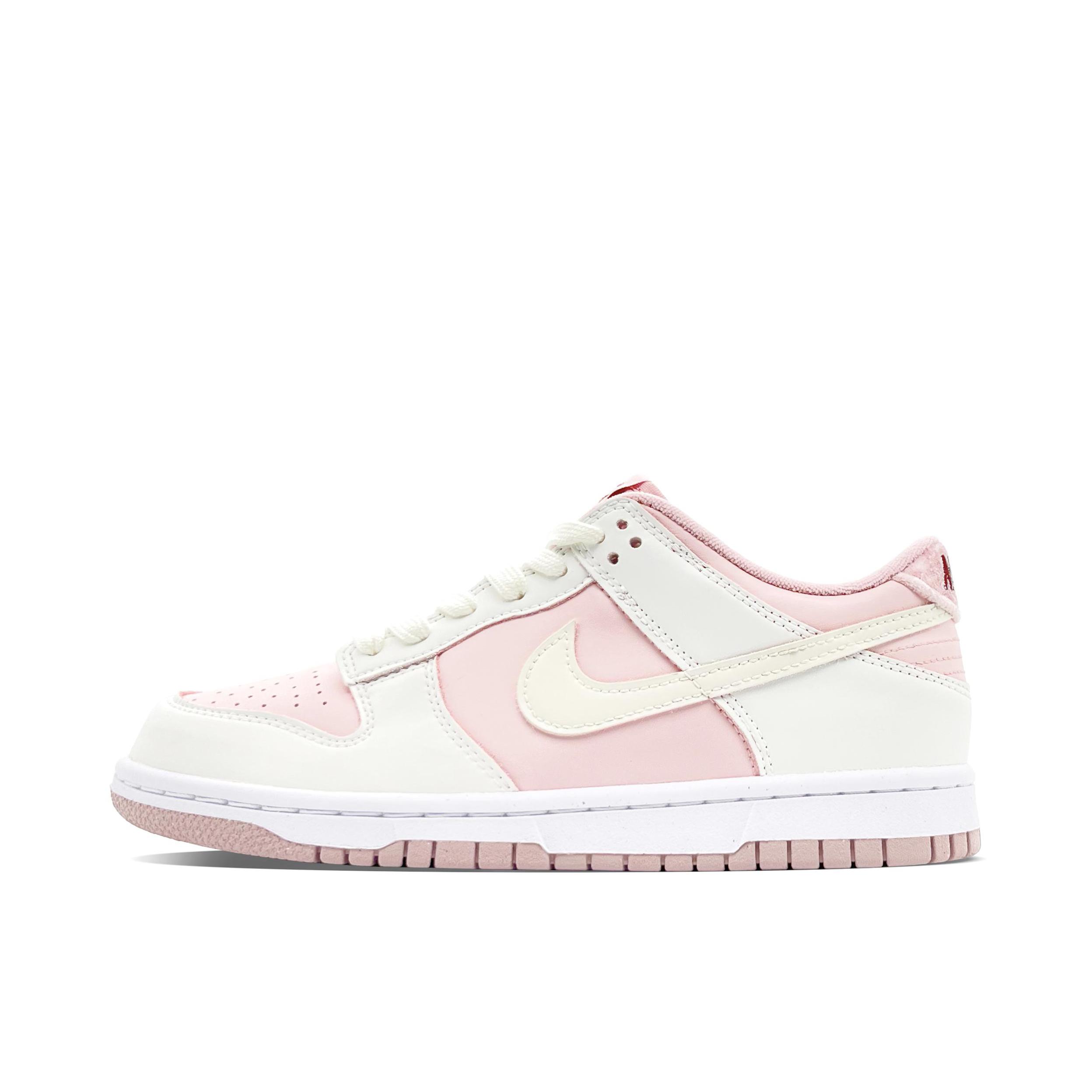 推荐商品：【定制球鞋】 Nike Dunk 板鞋 平跟系带防滑耐磨做旧高街简约百搭潮流复古美式 GS/桃桃芝士