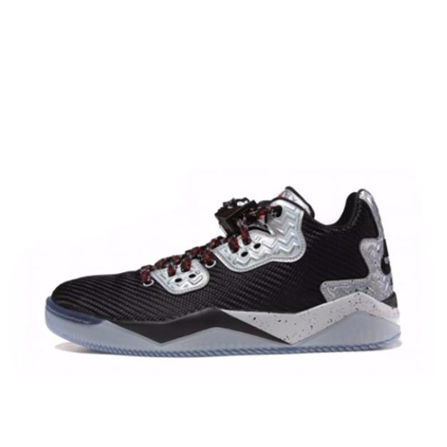 推荐商品：Air Jordan Spike Forty 篮球鞋 防滑耐磨减震透气复古 Black/Pure Platinum 黑色/灰色